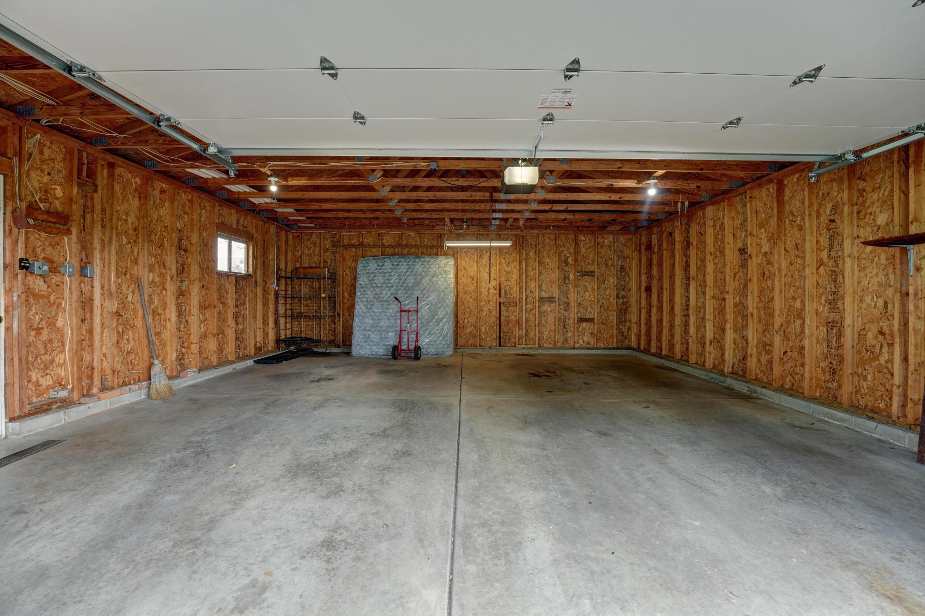 8150 Snake, Dayton, Ohio 45426
