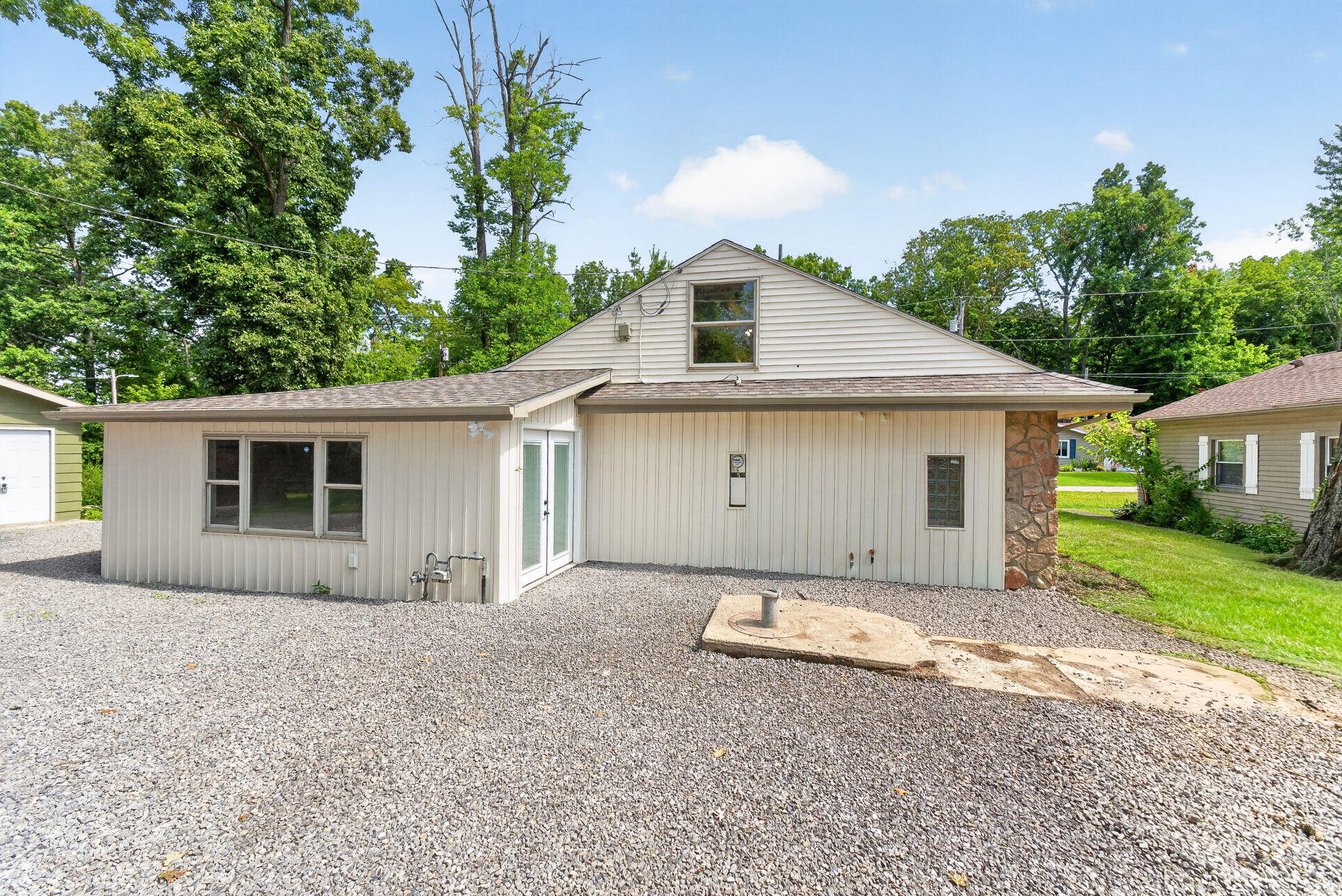 9885 Blackhawk, Huntsville, Ohio 43324