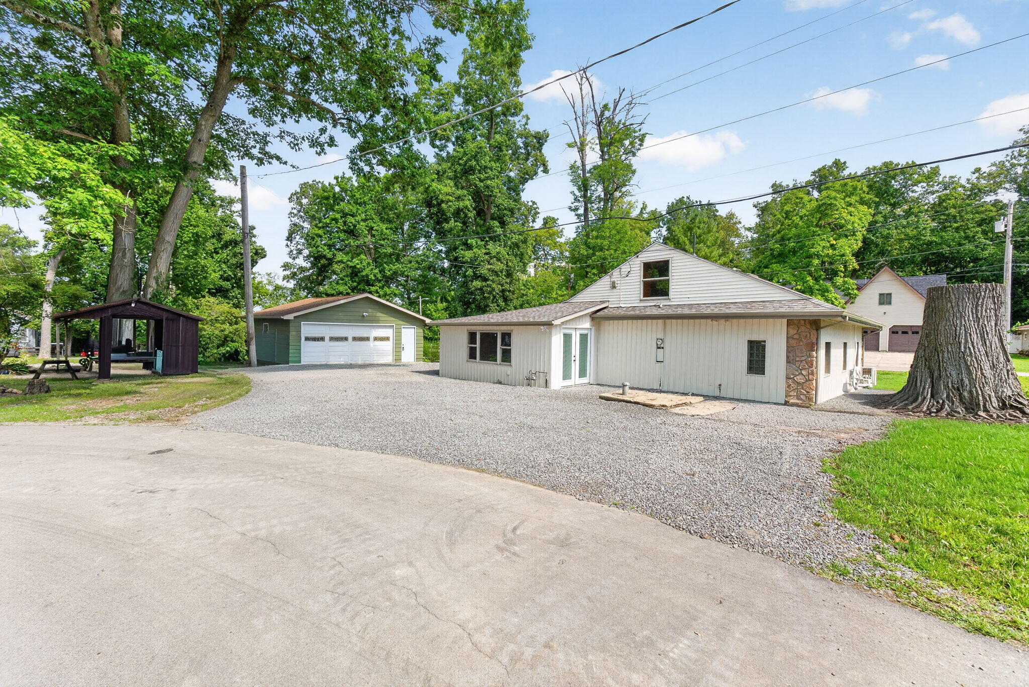 9885 Blackhawk, Huntsville, Ohio 43324