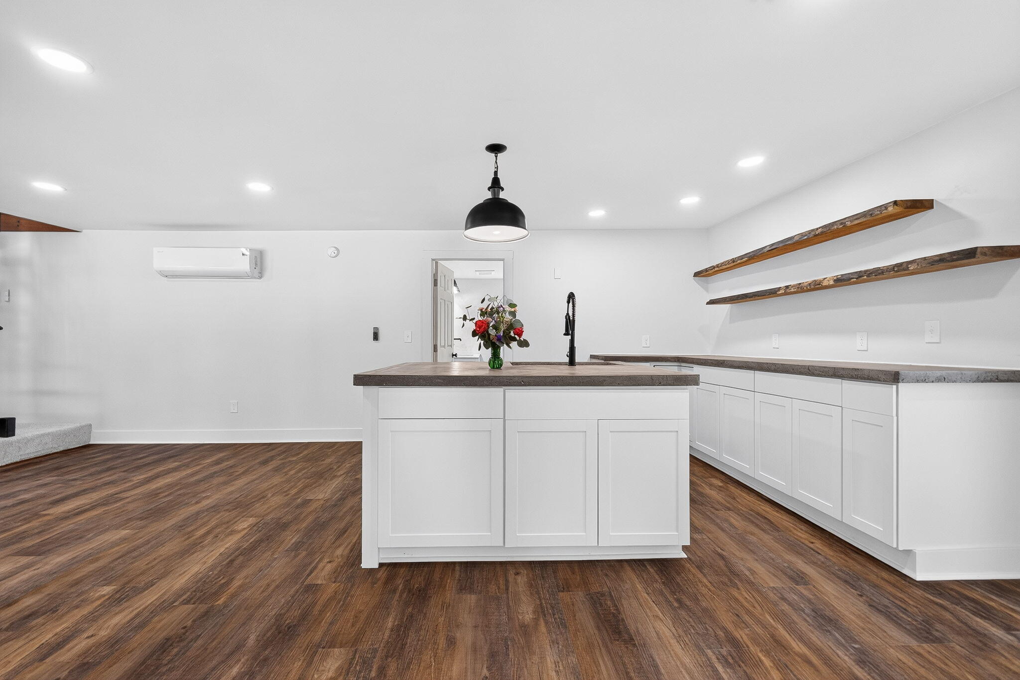 9885 Blackhawk, Huntsville, Ohio 43324