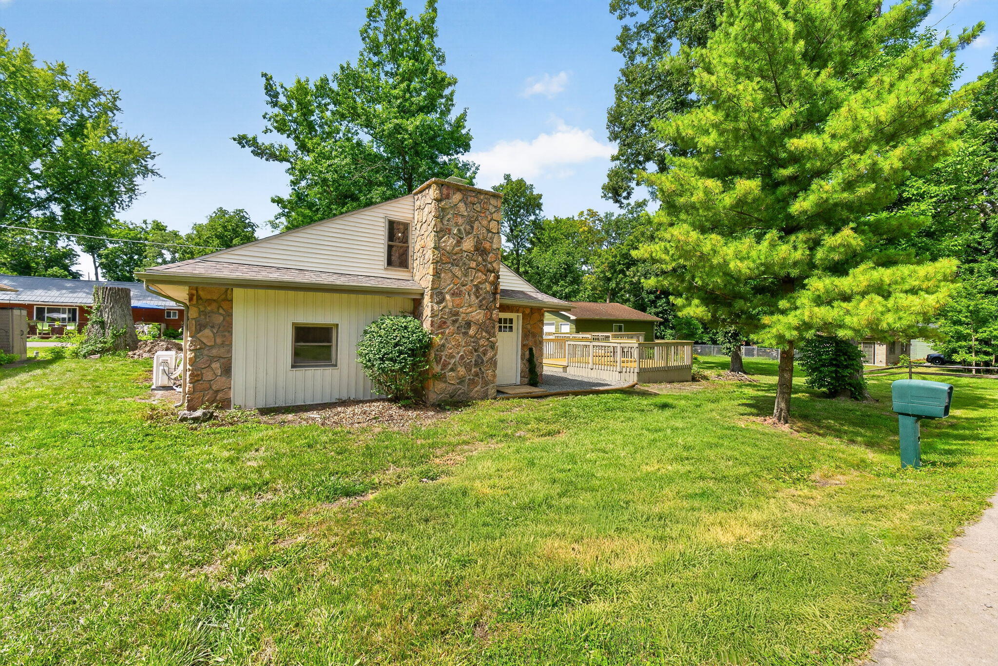9885 Blackhawk, Huntsville, Ohio 43324