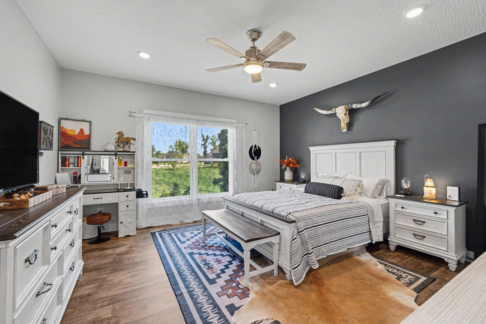1234 Walton, Troy, Ohio 45373