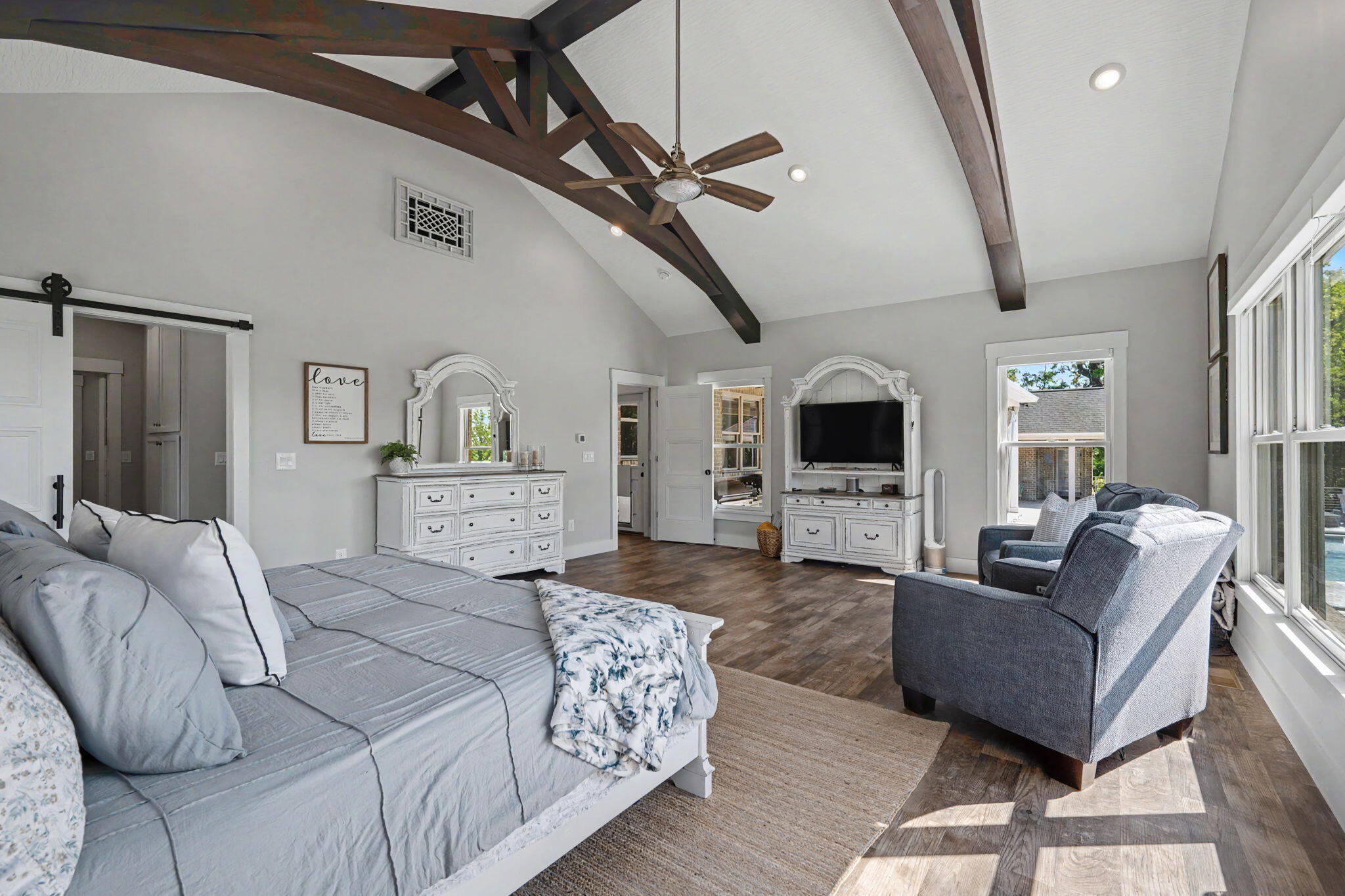1234 Walton, Troy, Ohio 45373
