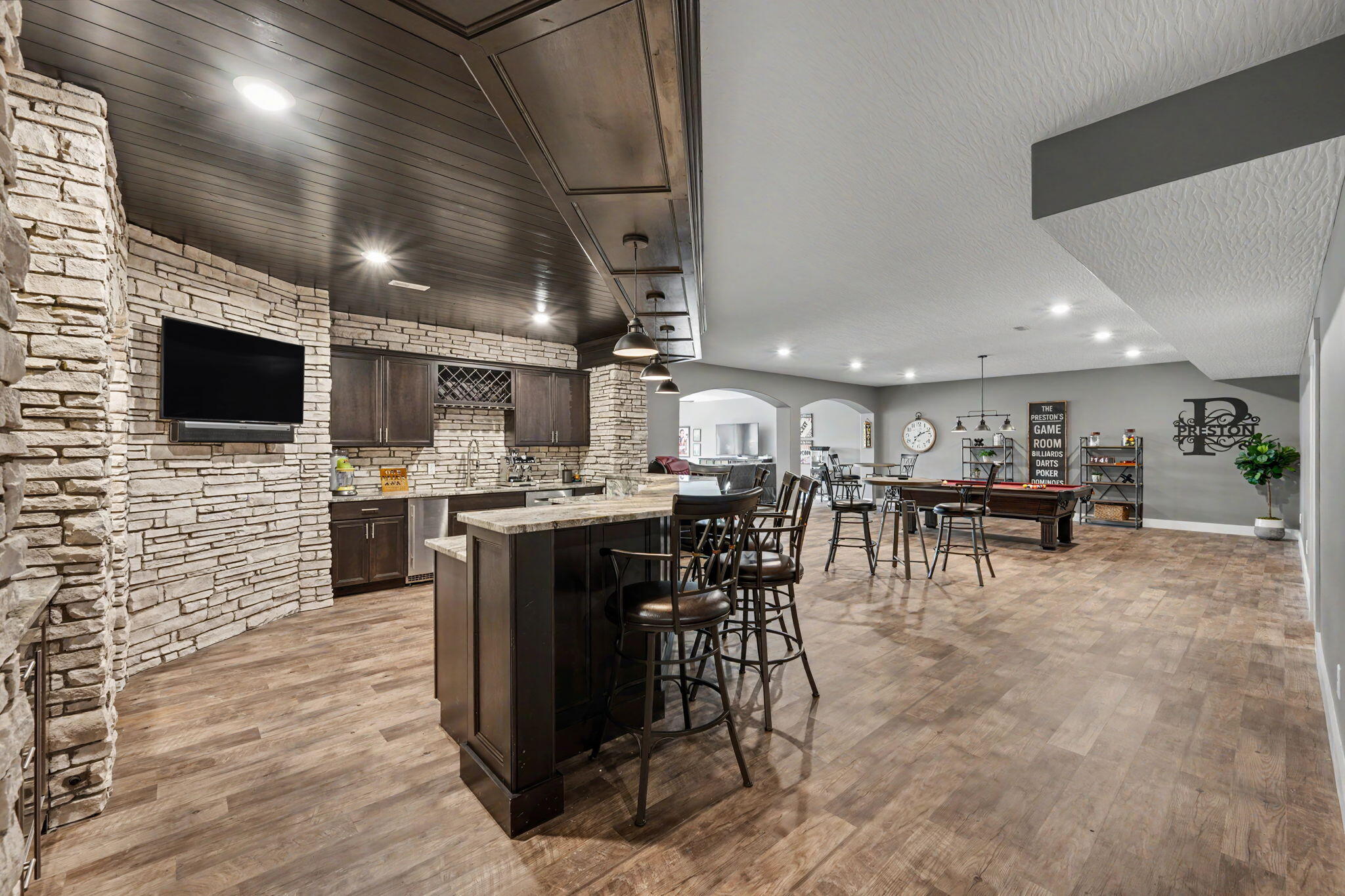 1234 Walton, Troy, Ohio 45373