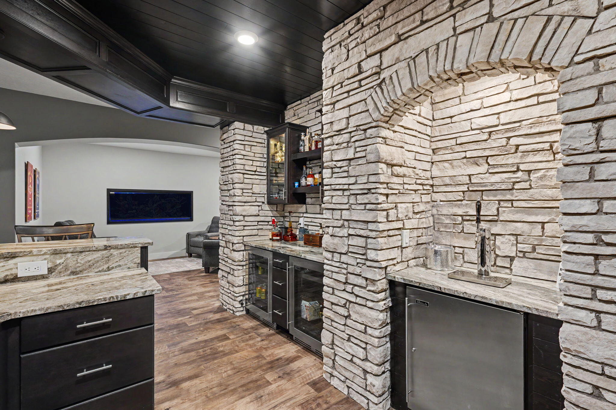 1234 Walton, Troy, Ohio 45373