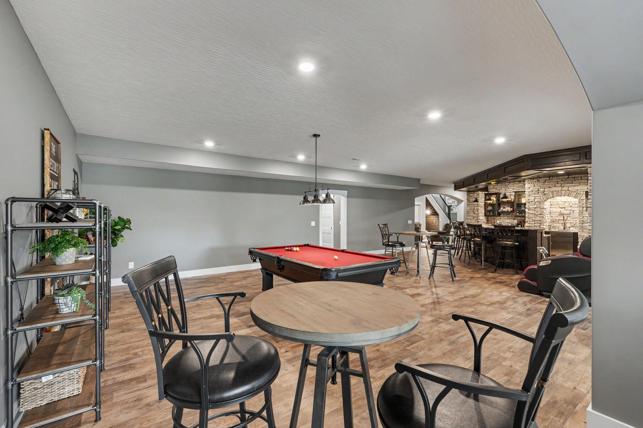 1234 Walton, Troy, Ohio 45373