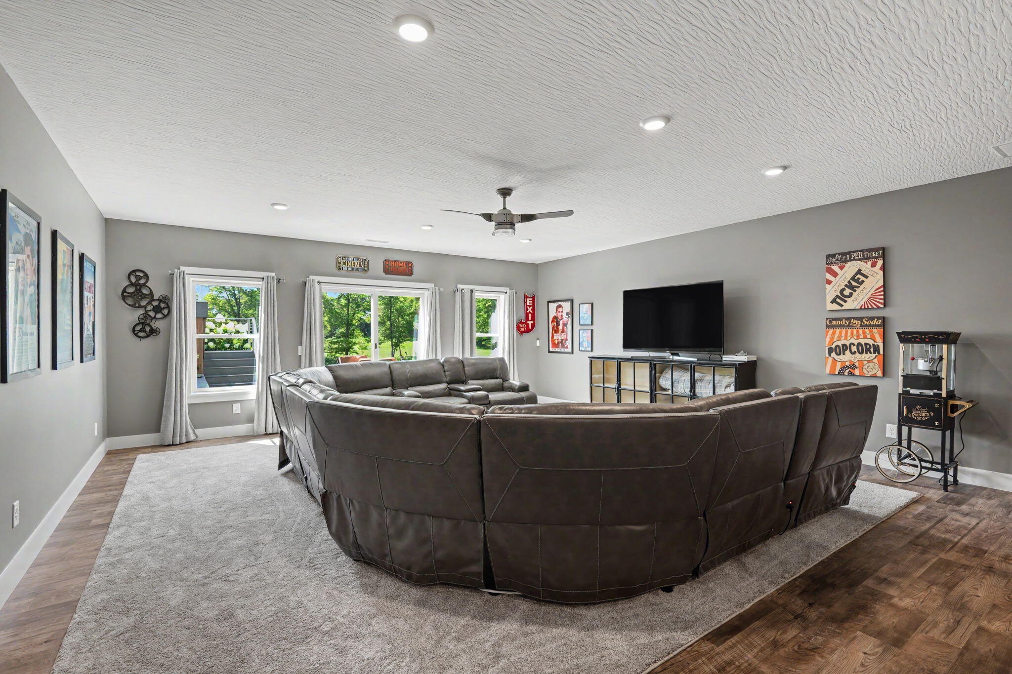 1234 Walton, Troy, Ohio 45373
