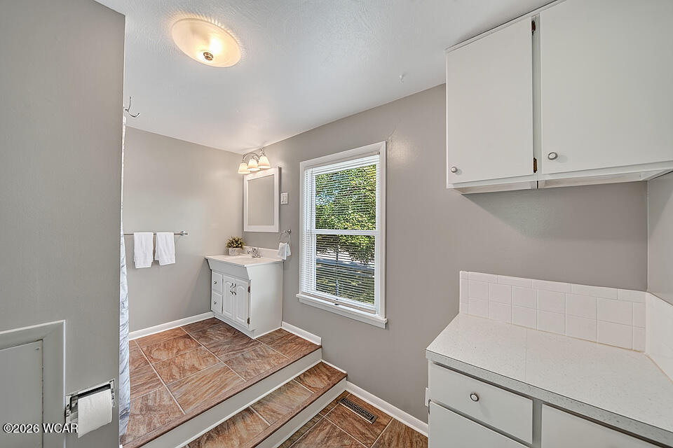 207 Bigelow Avenue, Findlay, Ohio