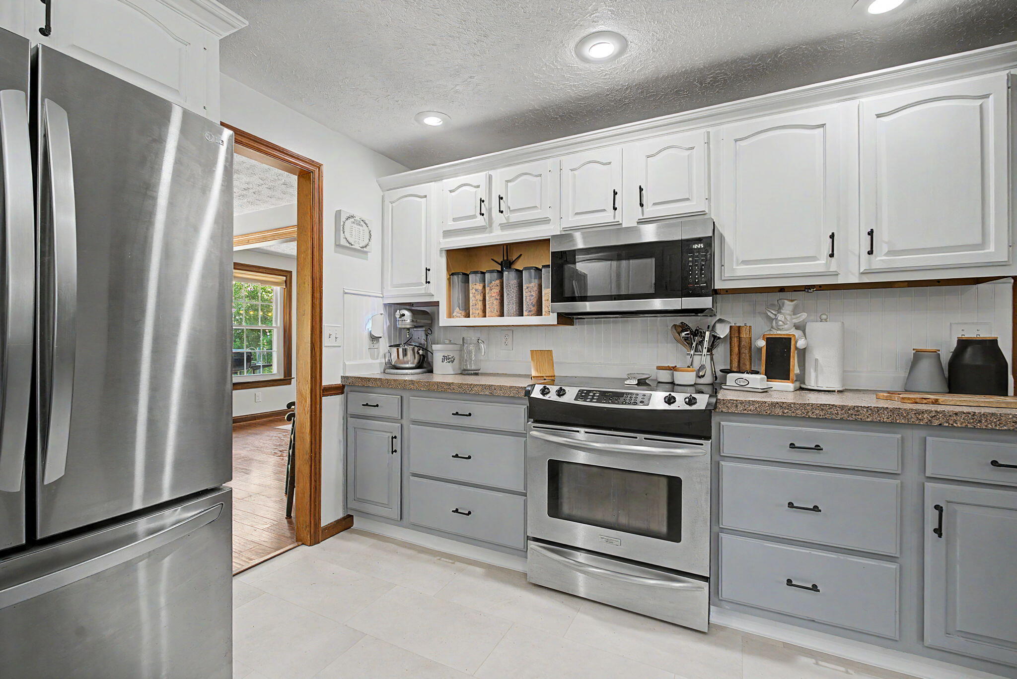 5696 Overbrooke, Kettering, Ohio 45440