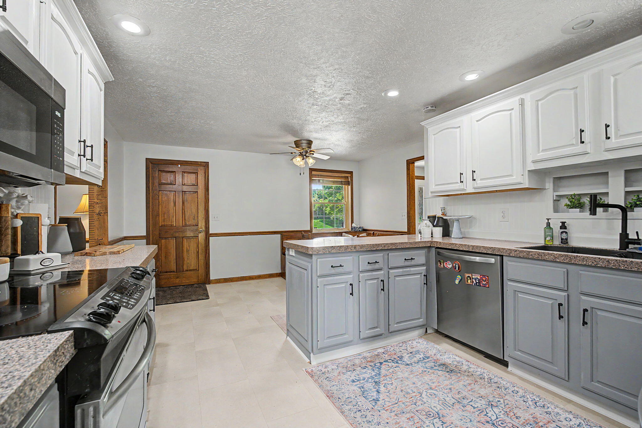 5696 Overbrooke, Kettering, Ohio 45440