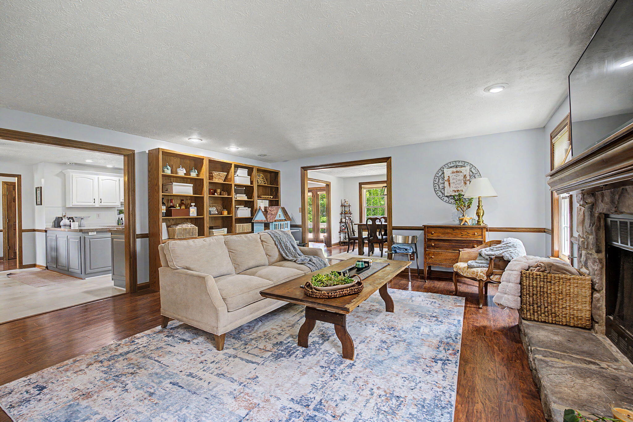 5696 Overbrooke, Kettering, Ohio 45440