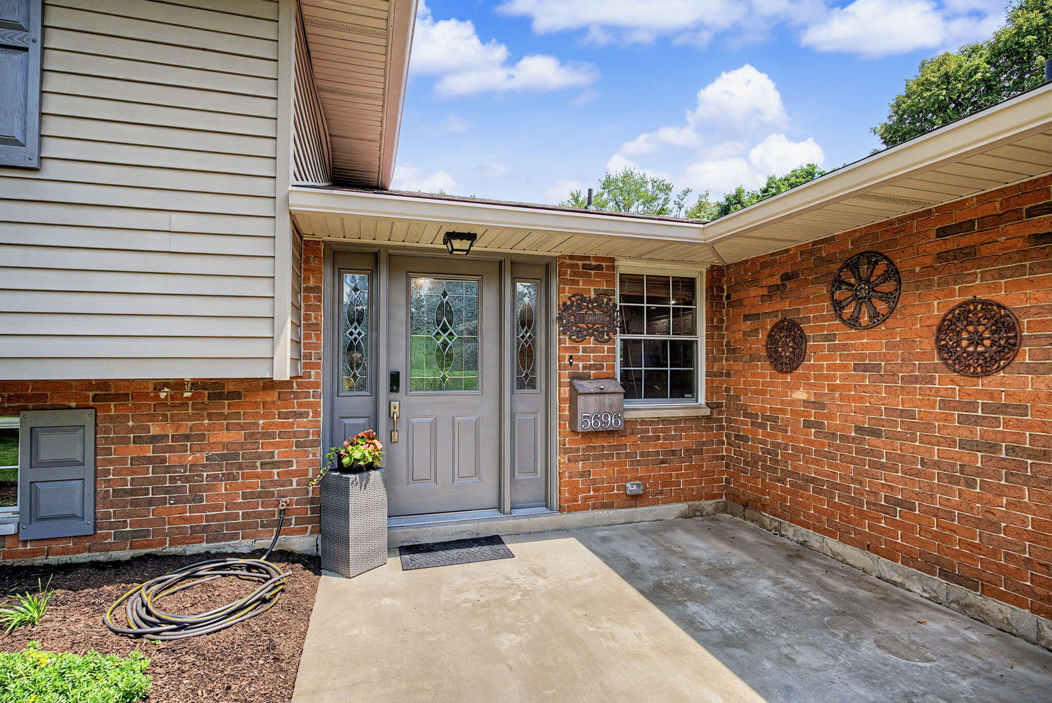 5696 Overbrooke, Kettering, Ohio 45440