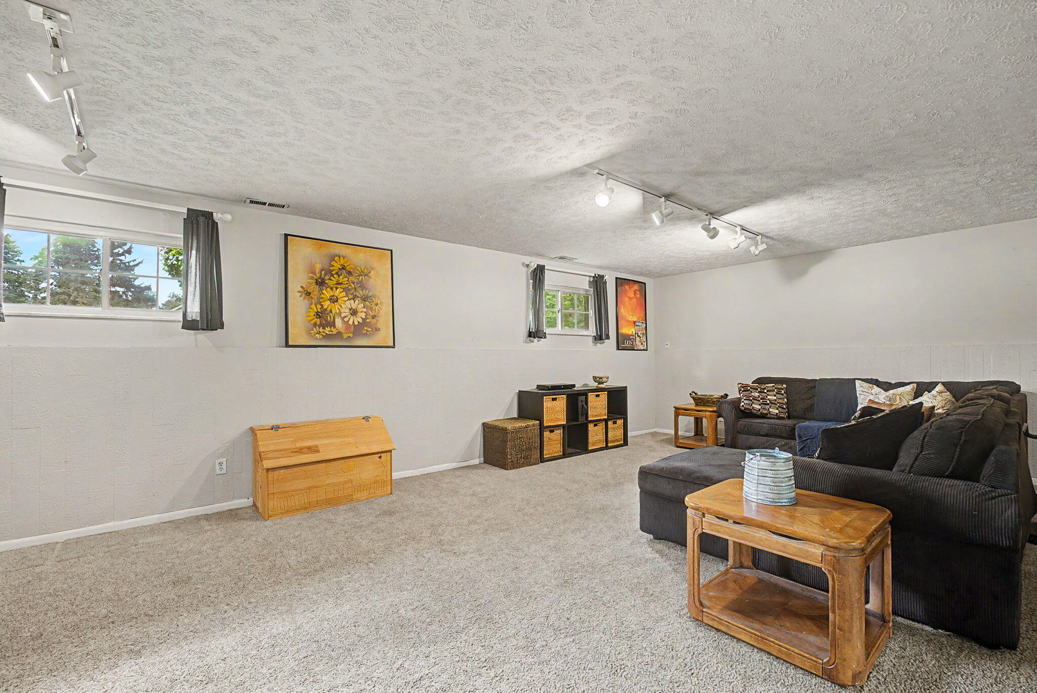 5696 Overbrooke, Kettering, Ohio 45440