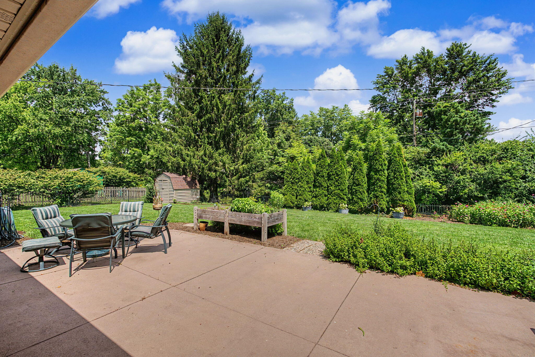 5696 Overbrooke, Kettering, Ohio 45440