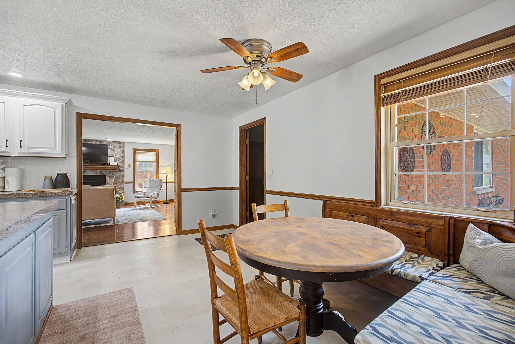 5696 Overbrooke, Kettering, Ohio 45440