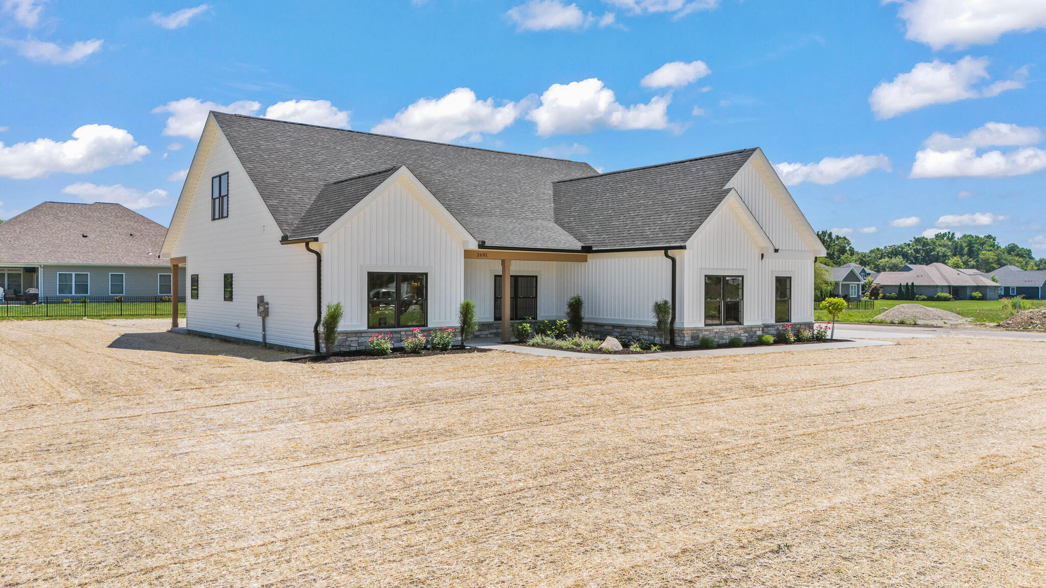 2691 Pleasant View, Troy, Ohio 45373