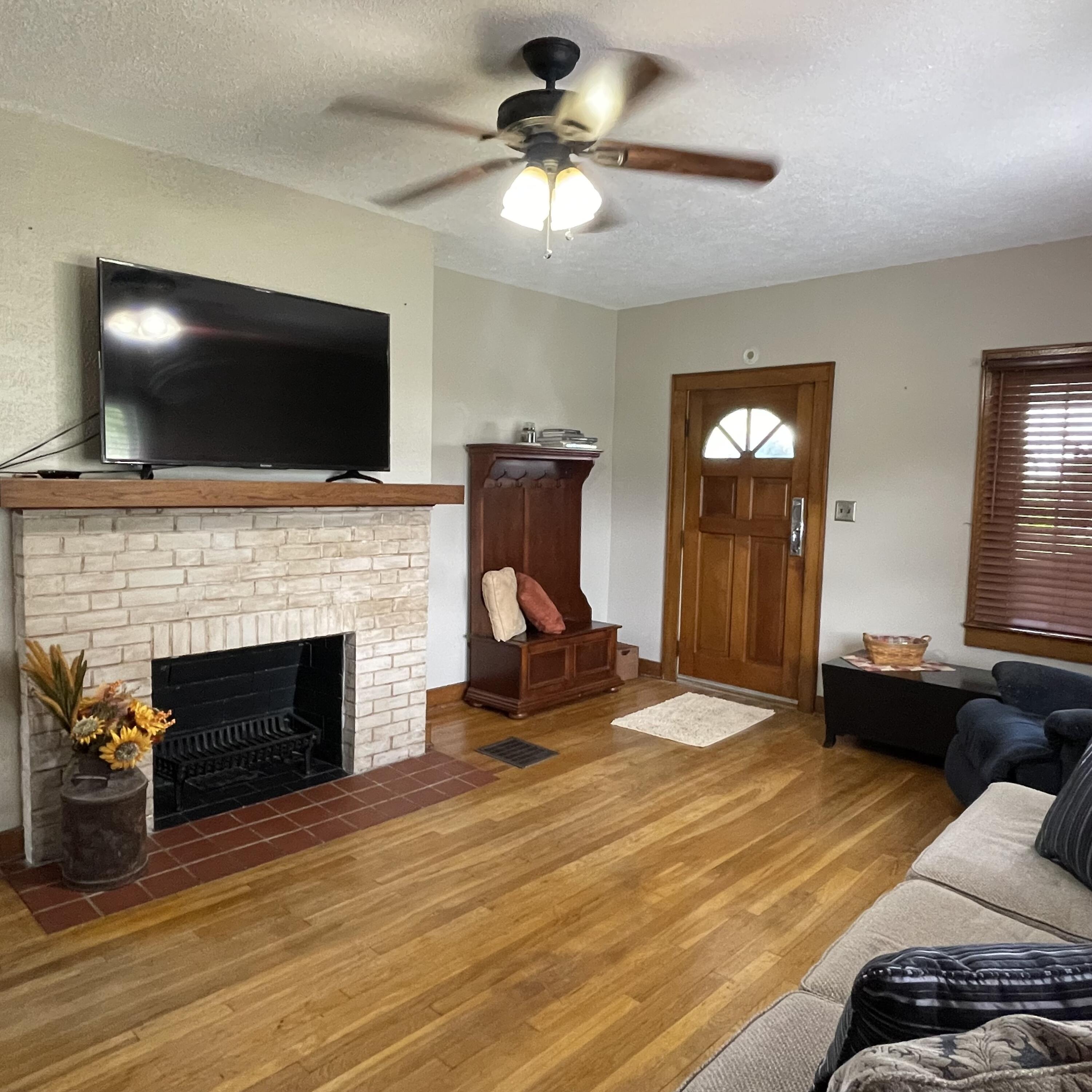 233 Mound, South Charleston, Ohio 45368