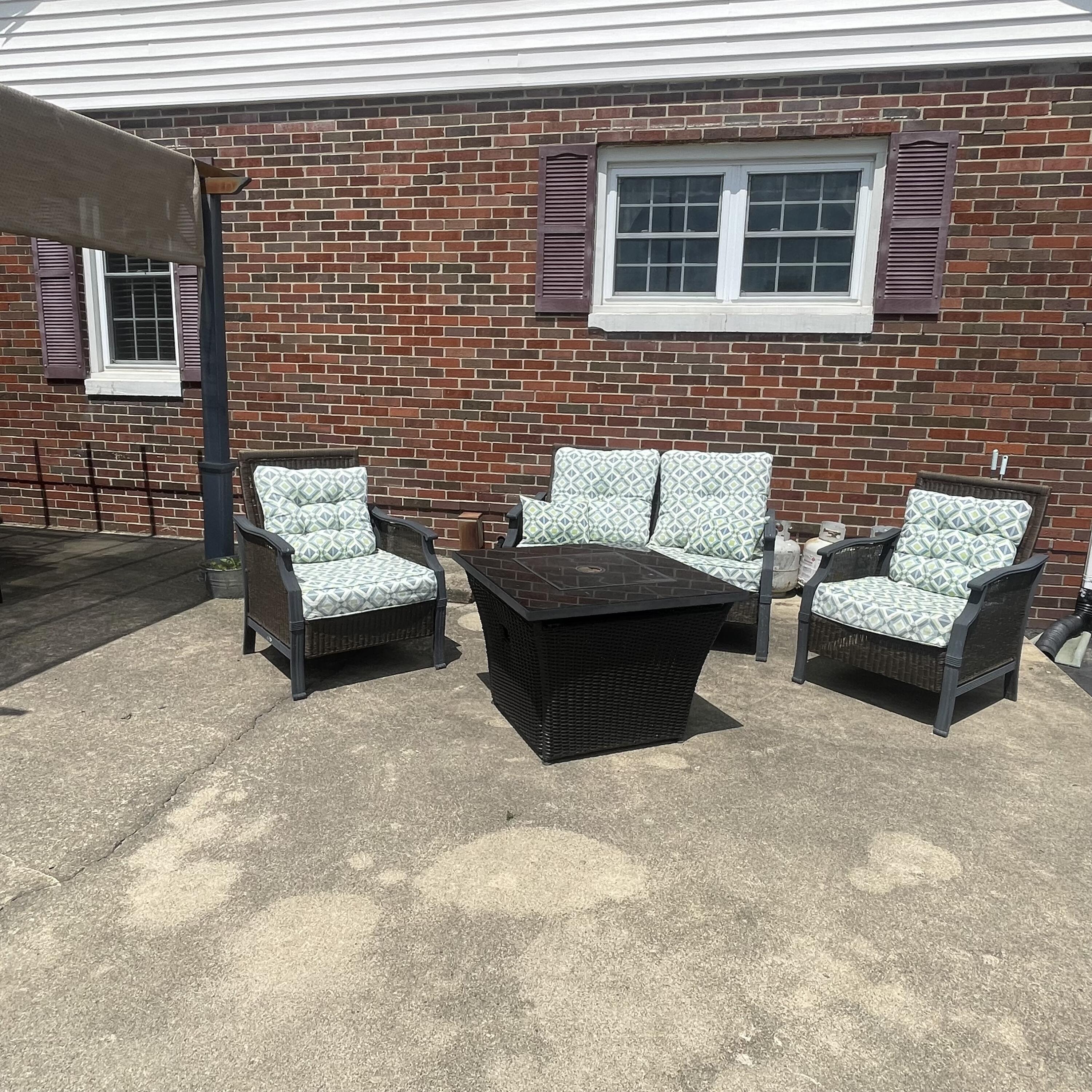 233 Mound, South Charleston, Ohio 45368