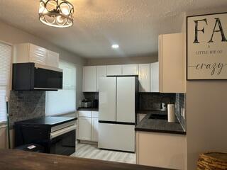 1331 Essex, Lima, Ohio 45804