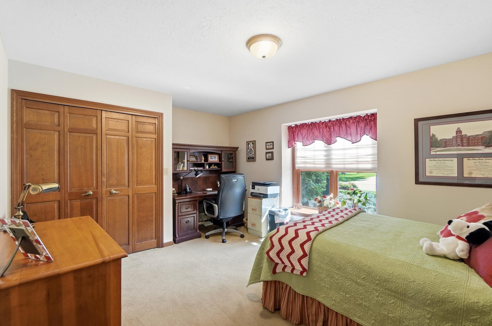 2340 Rockingham, Troy, Ohio 45373