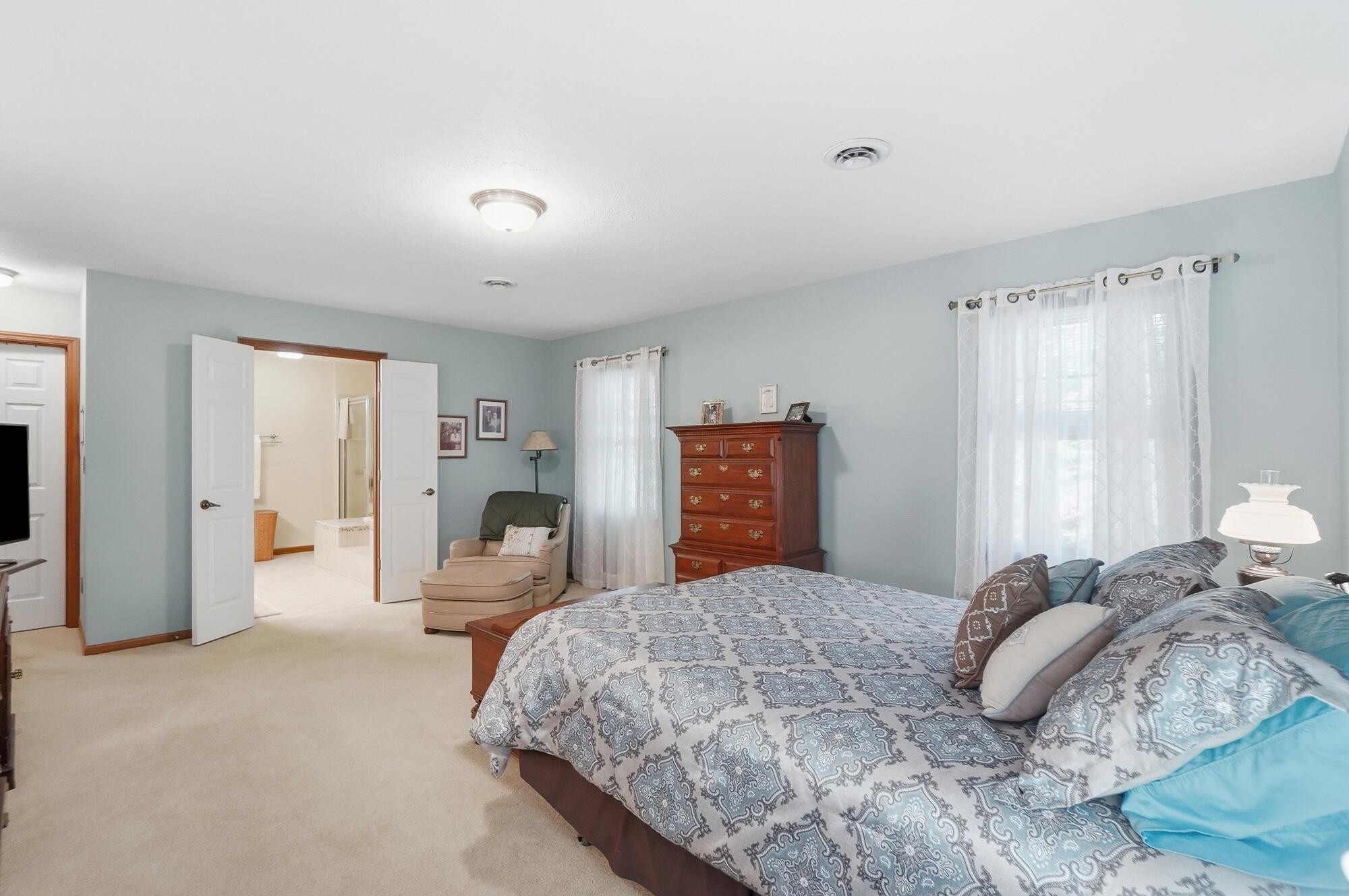 2340 Rockingham, Troy, Ohio 45373