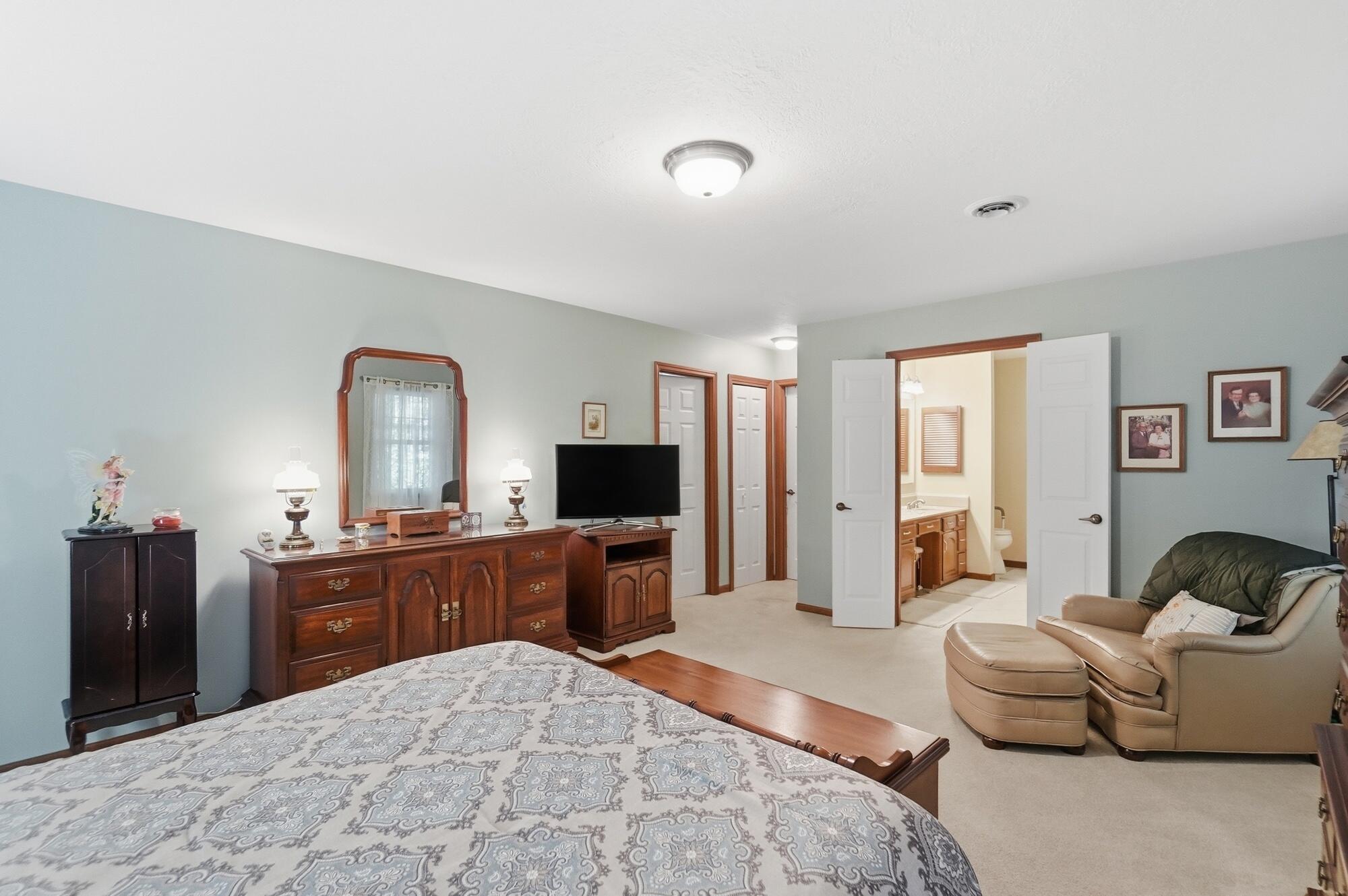 2340 Rockingham, Troy, Ohio 45373