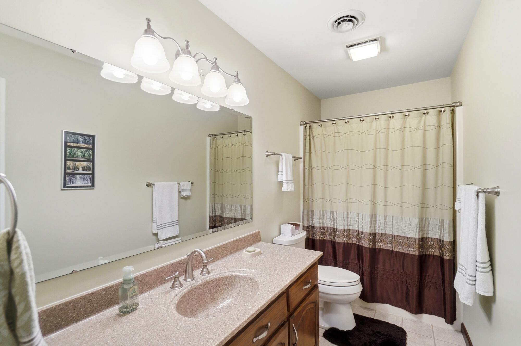 2340 Rockingham, Troy, Ohio 45373
