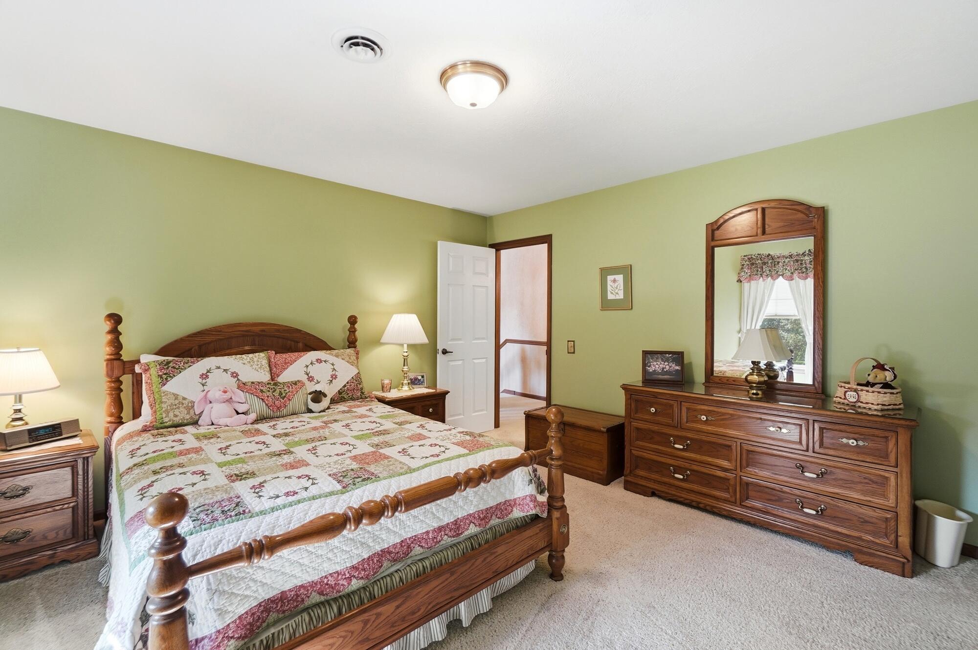 2340 Rockingham, Troy, Ohio 45373