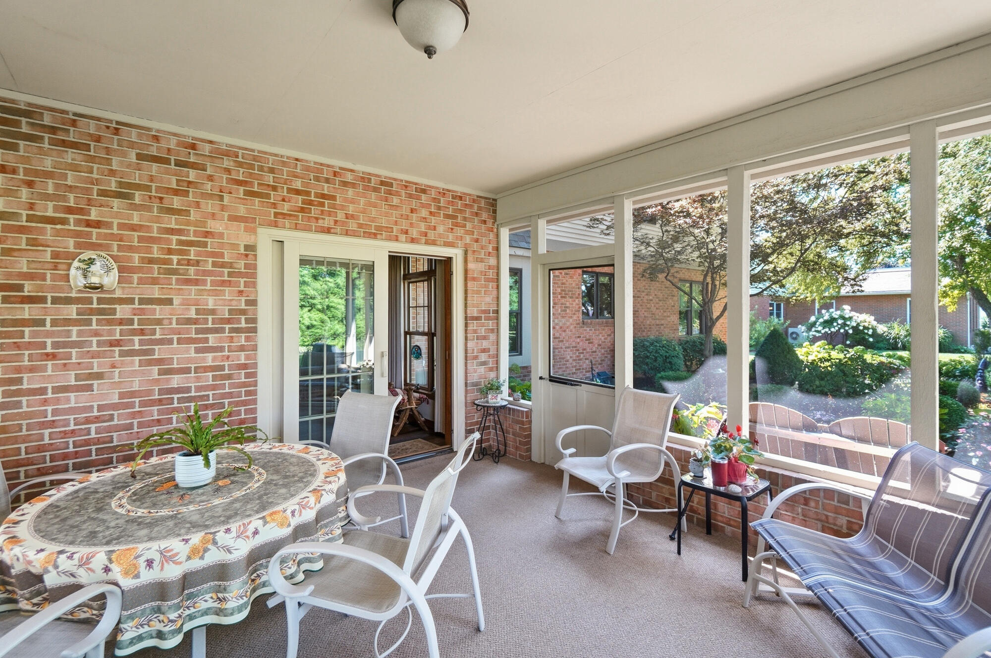 2340 Rockingham, Troy, Ohio 45373
