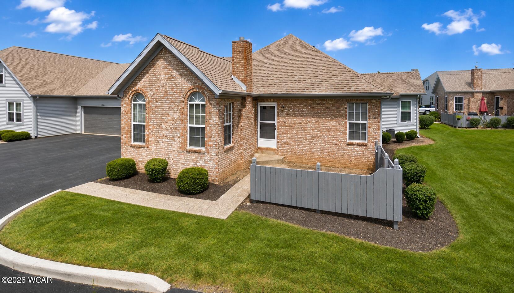 2224 Fox Run Circle, Findlay, Ohio
