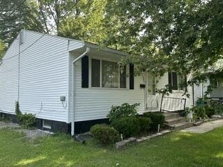 1327 Essex, Lima, Ohio 45804