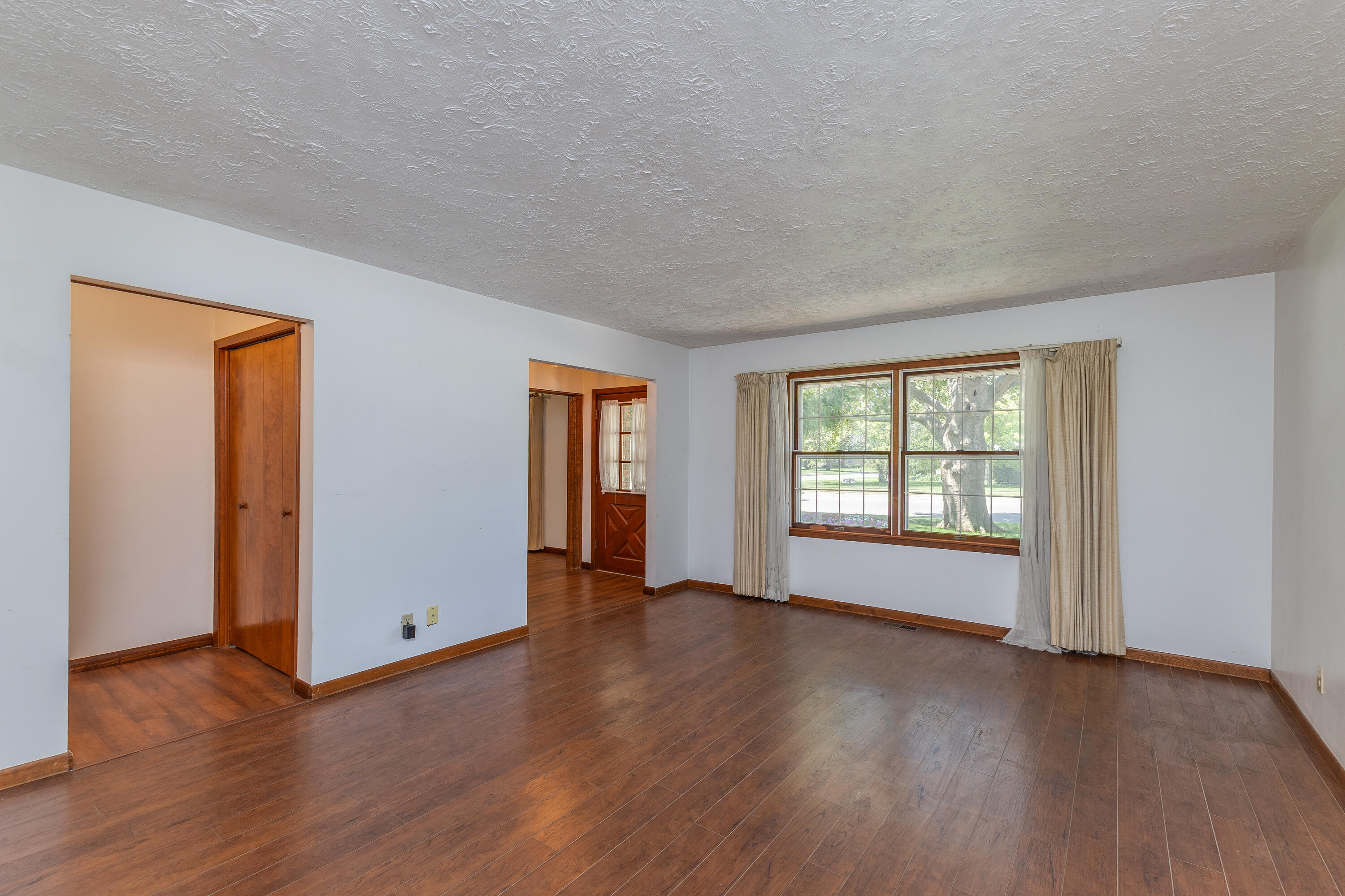 801 Dorset, Troy, Ohio 45373