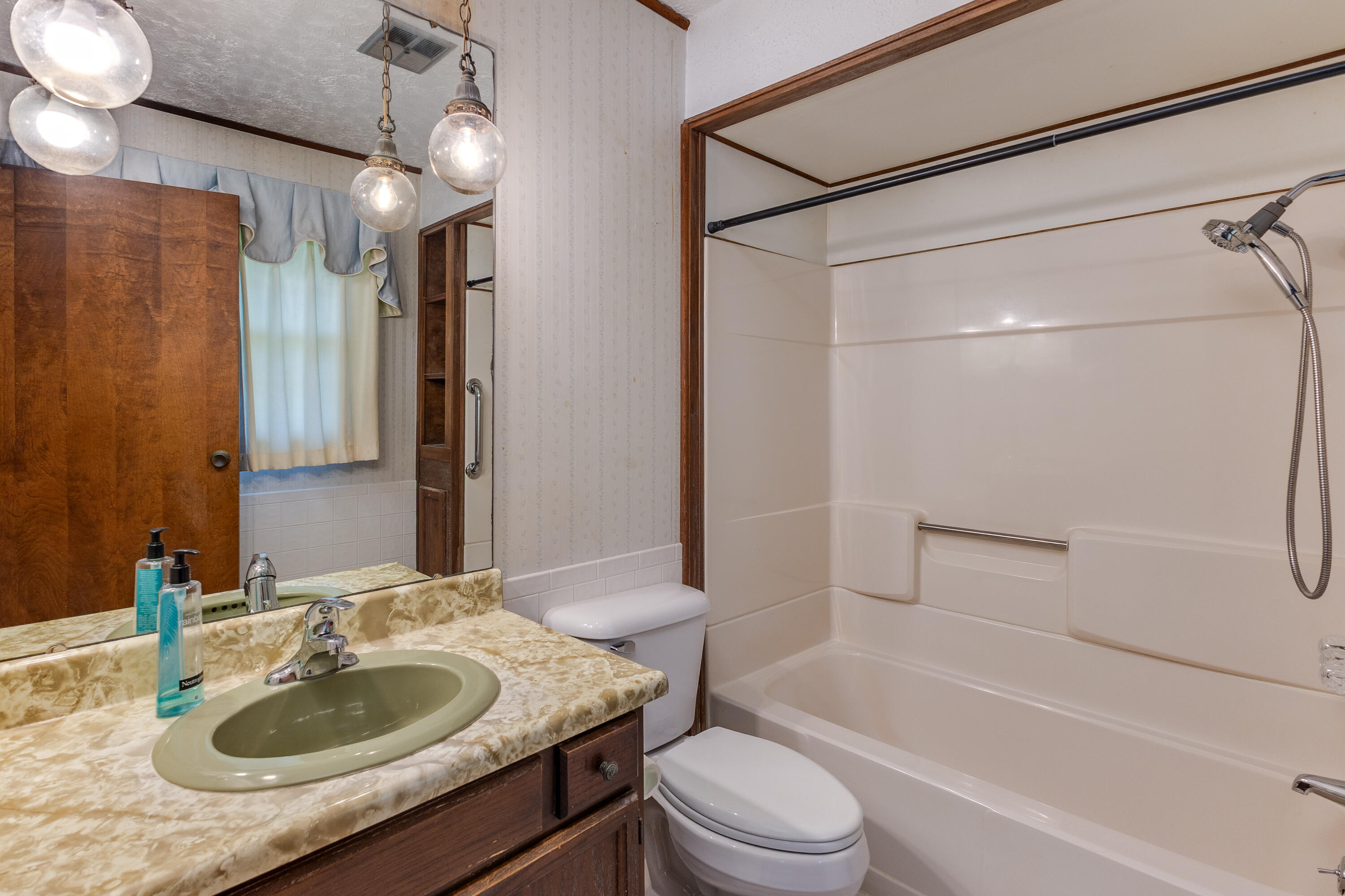801 Dorset, Troy, Ohio 45373