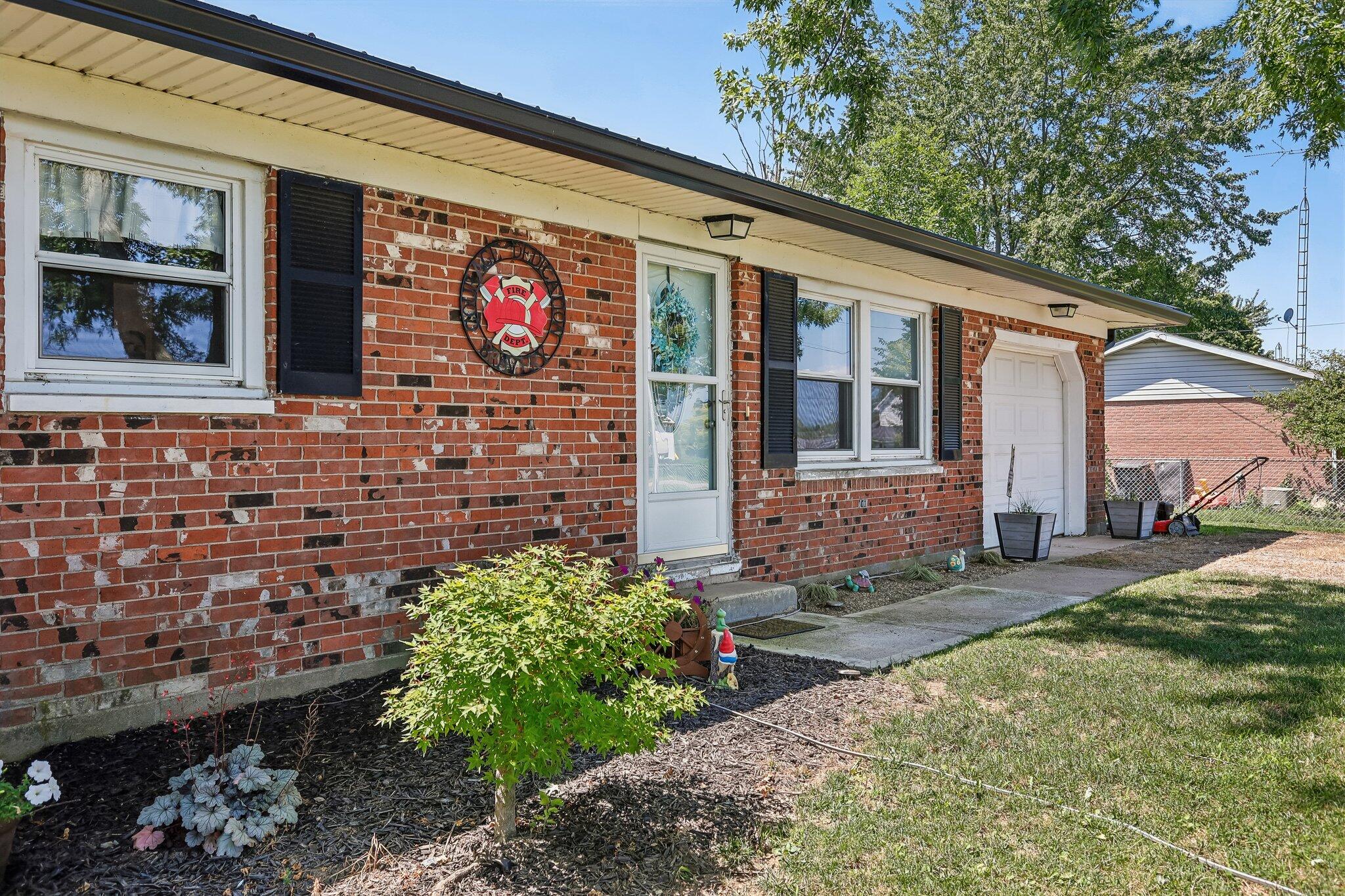 8891 Old US Route 36, Bradford, Ohio 45308
