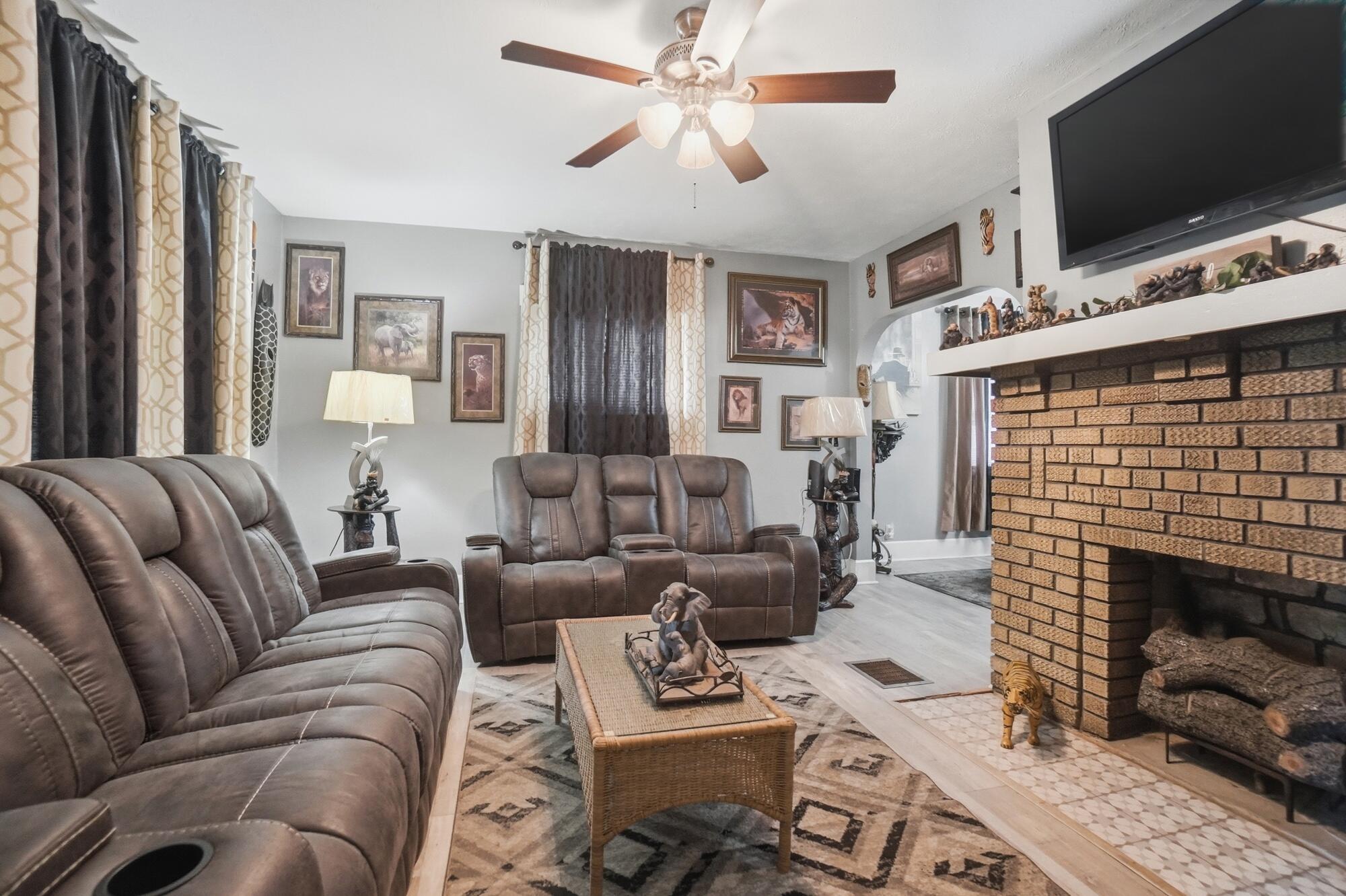 1587 Charles, Springfield, Ohio 45505