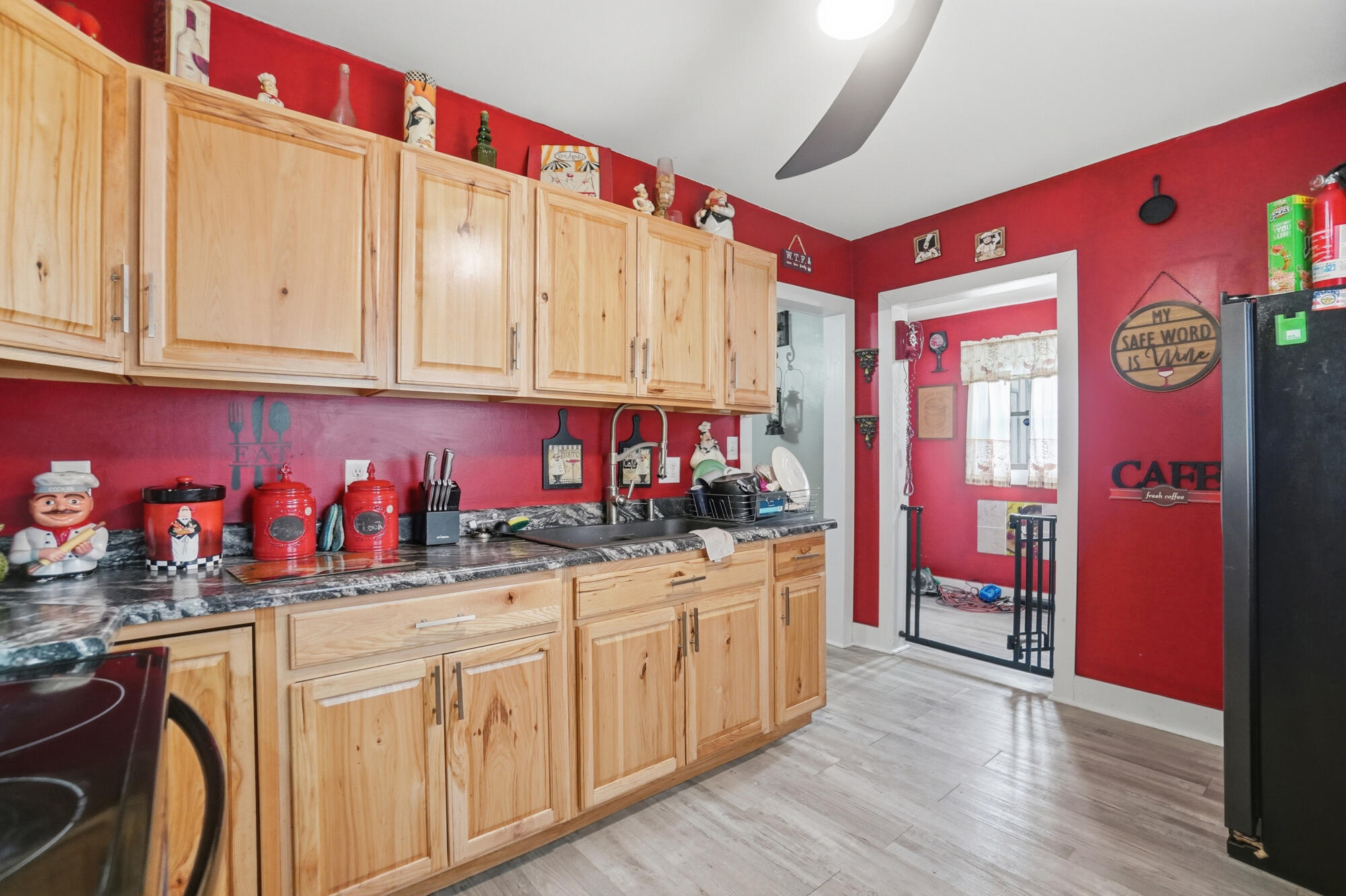 1587 Charles, Springfield, Ohio 45505