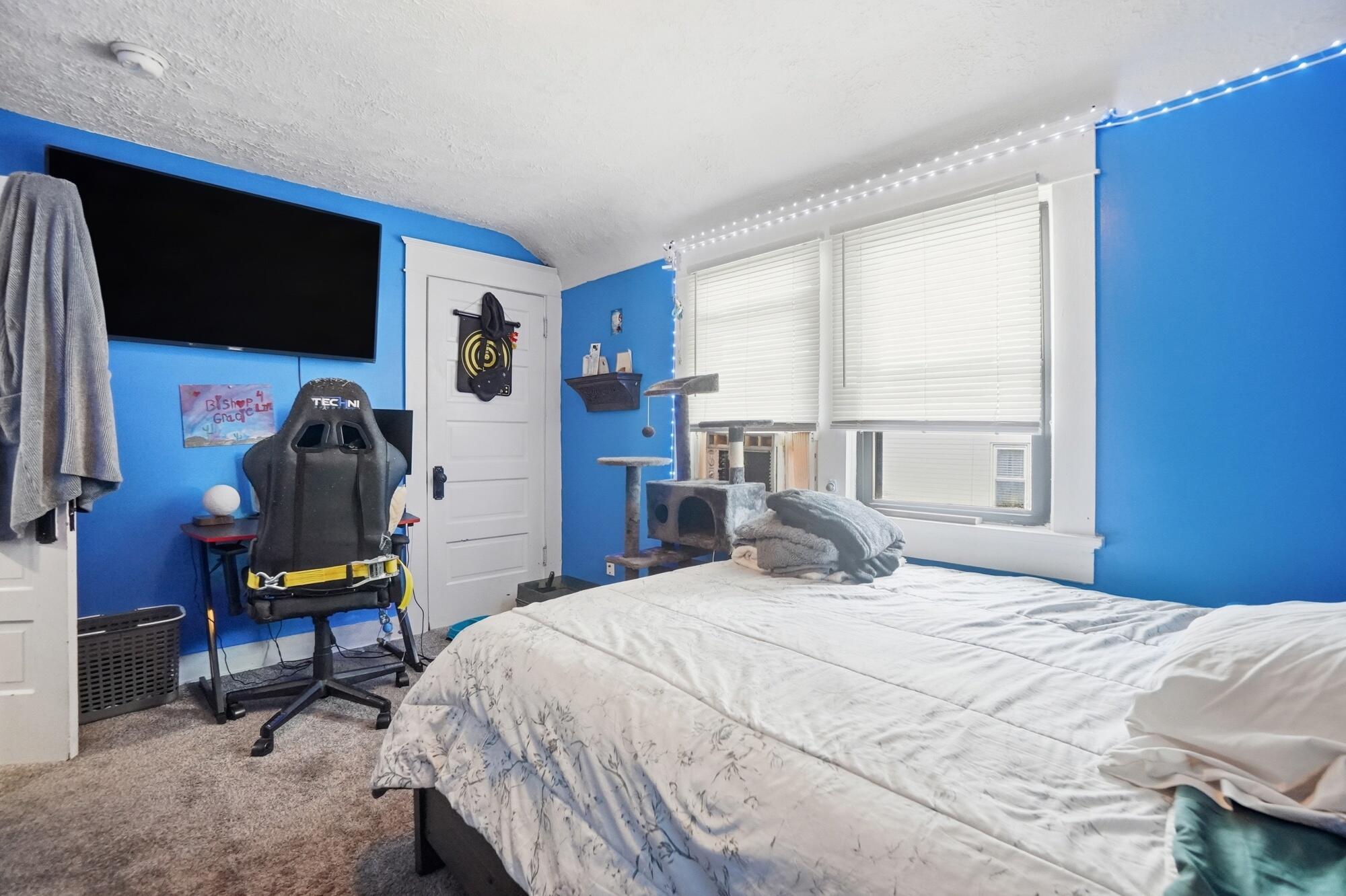 1587 Charles, Springfield, Ohio 45505