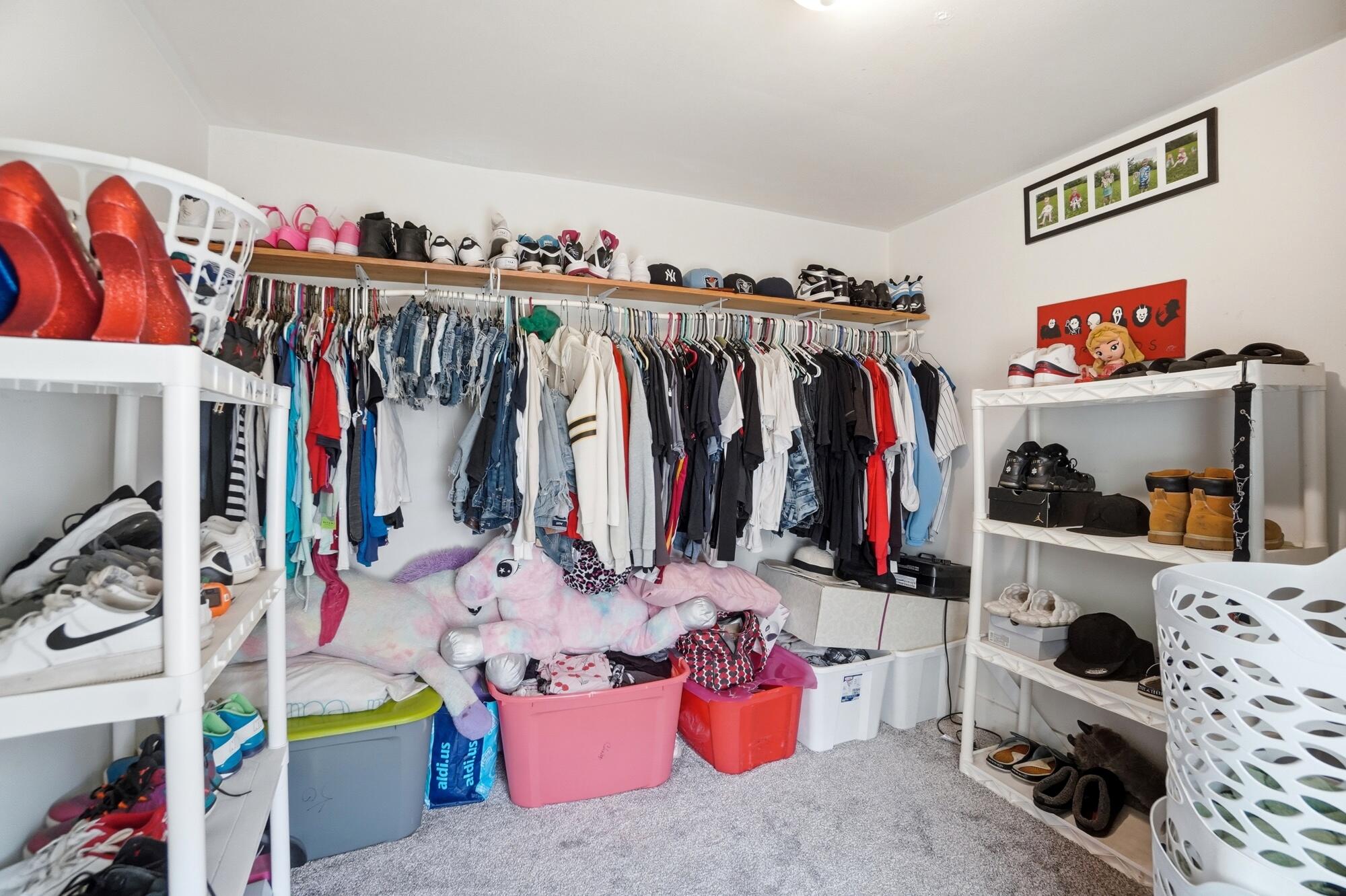 1587 Charles, Springfield, Ohio 45505