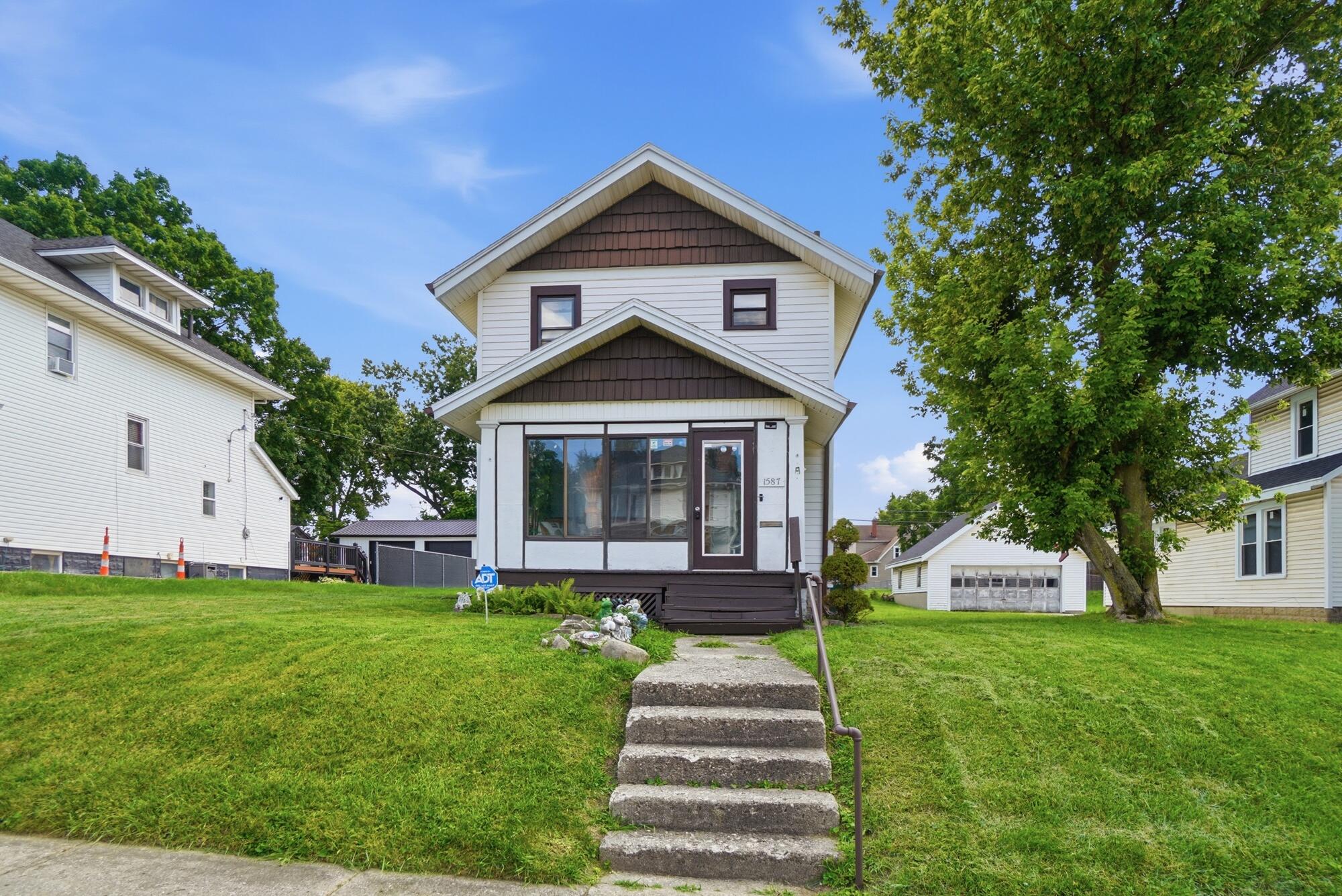 1587 Charles, Springfield, Ohio 45505