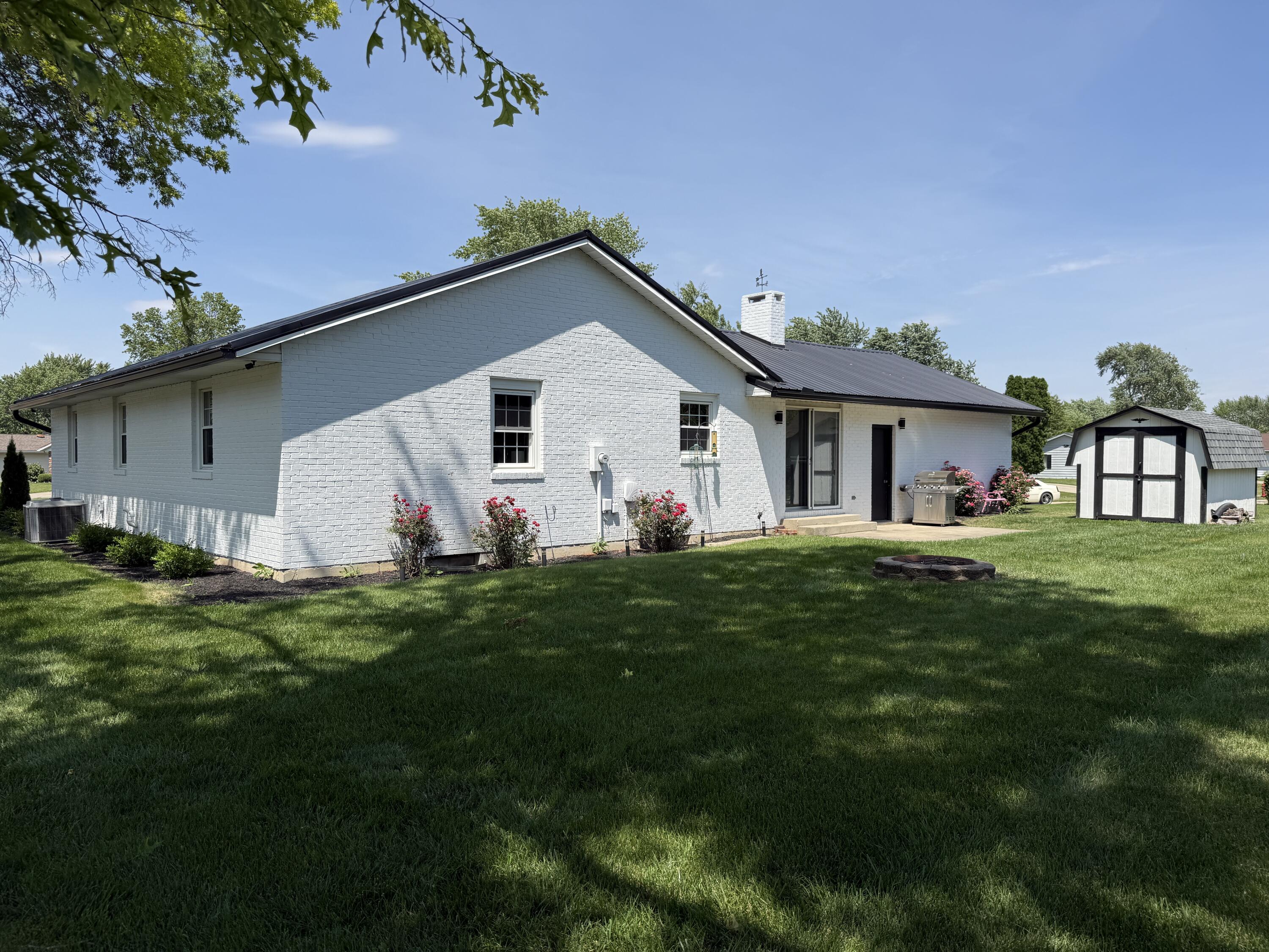 1012 Canterbury, Celina, Ohio 45822