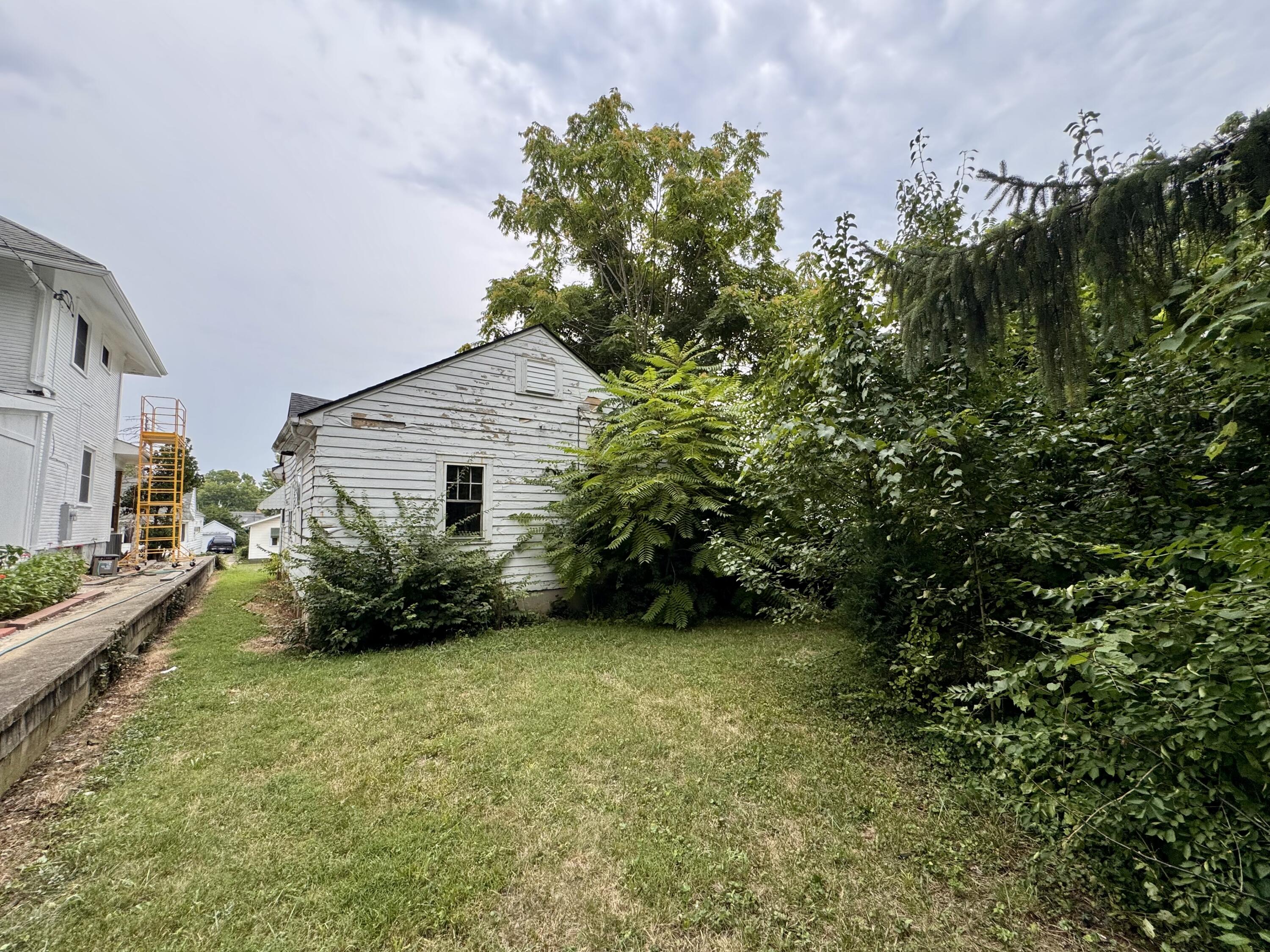 230 Fairview, Dayton, Ohio 45405