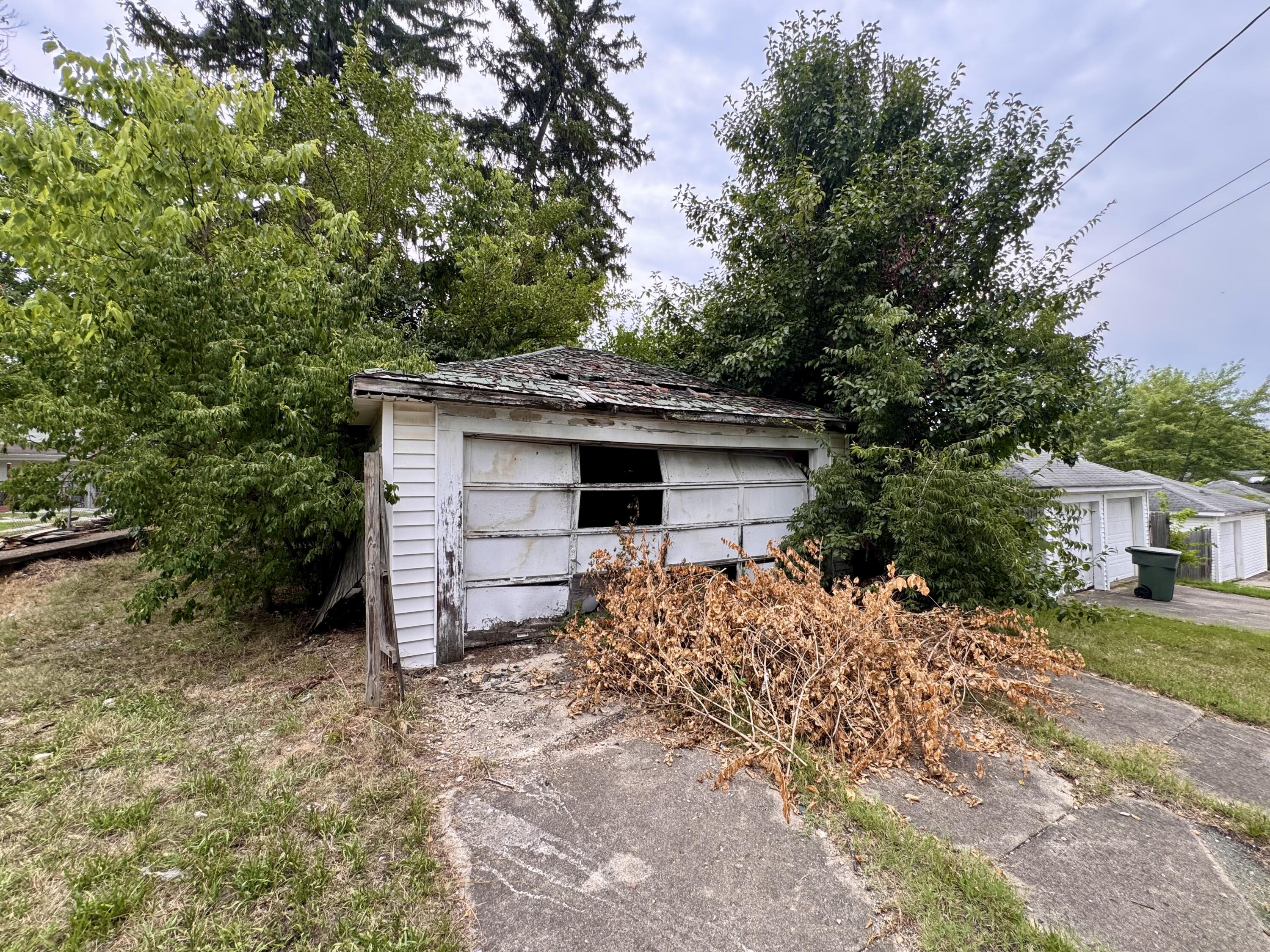 230 Fairview, Dayton, Ohio 45405