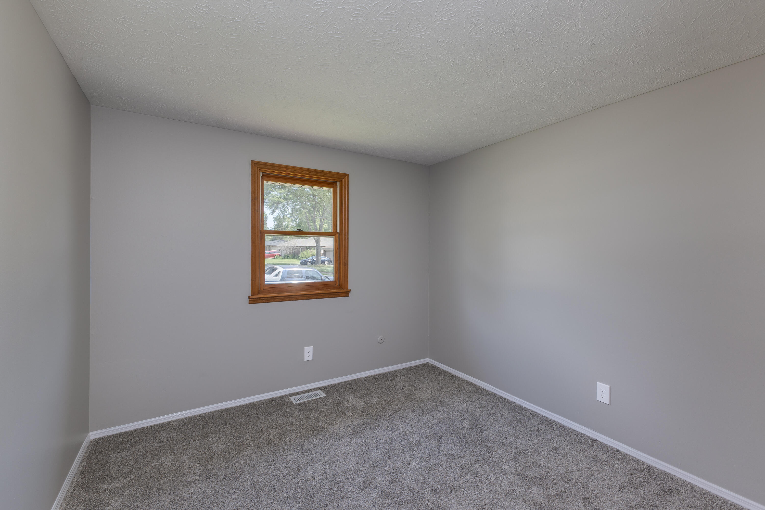 4900 Seville, Englewood, Ohio 45322