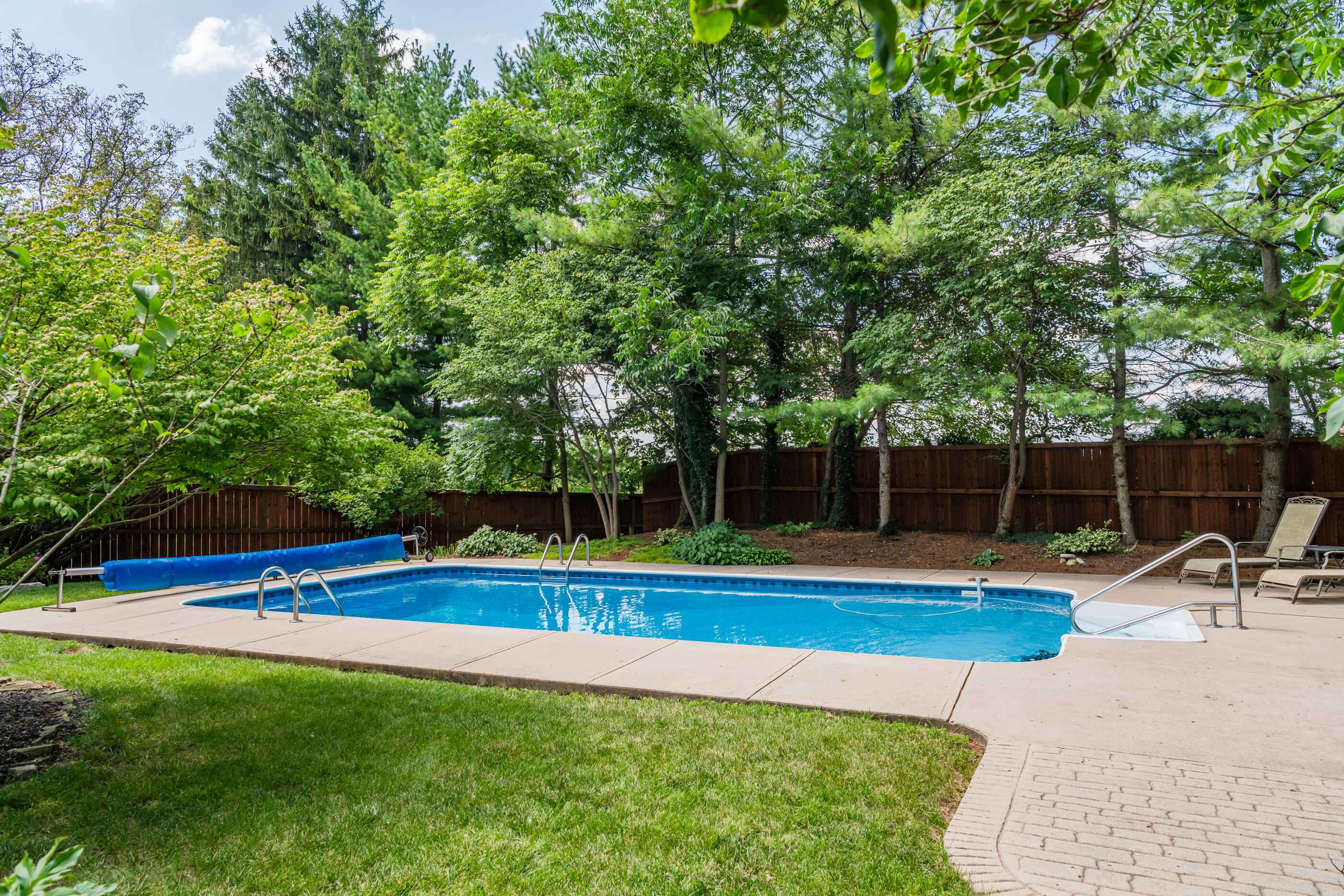 4 High, Mechanicsburg, Ohio 43044