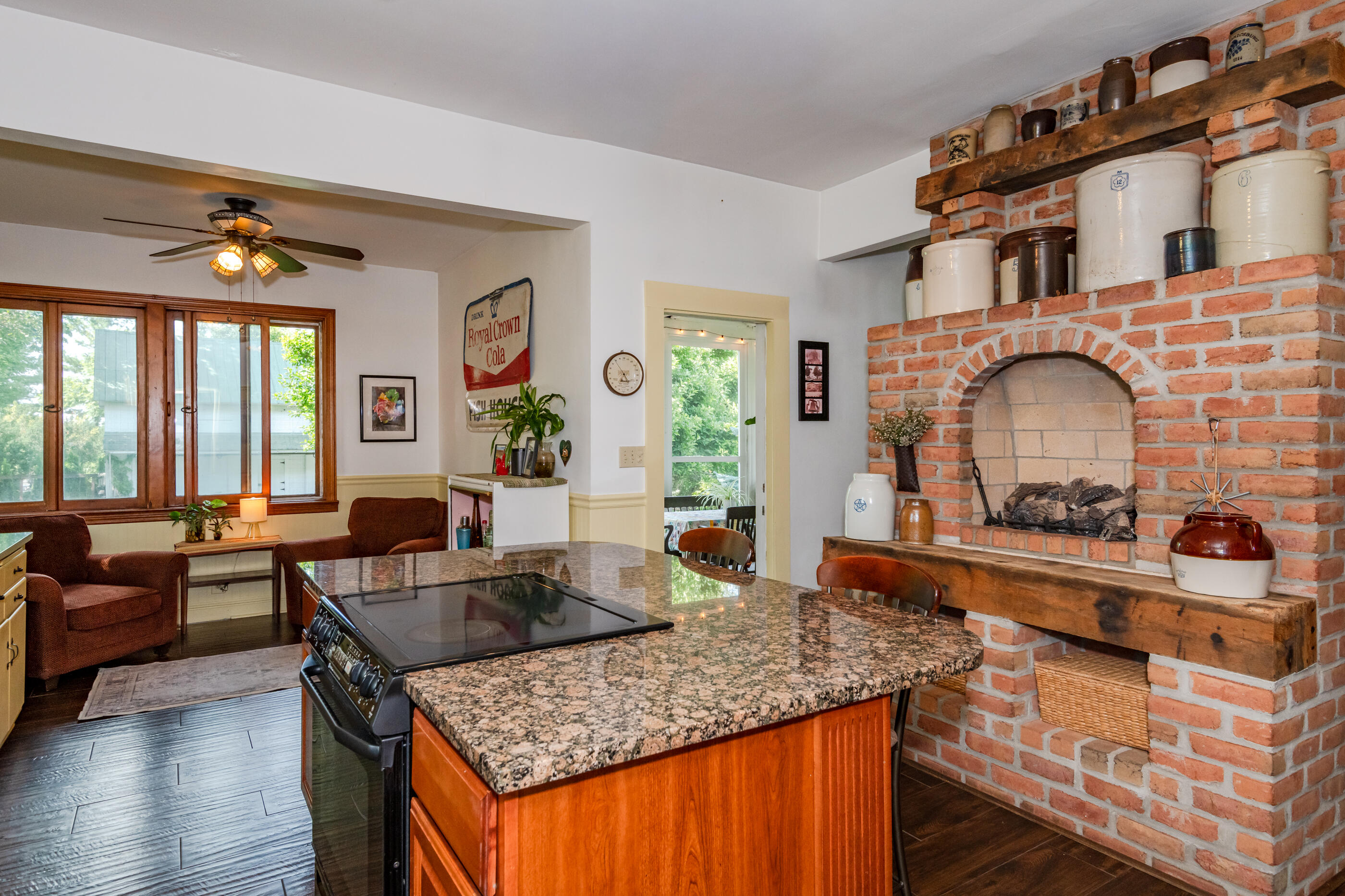 4 High, Mechanicsburg, Ohio 43044