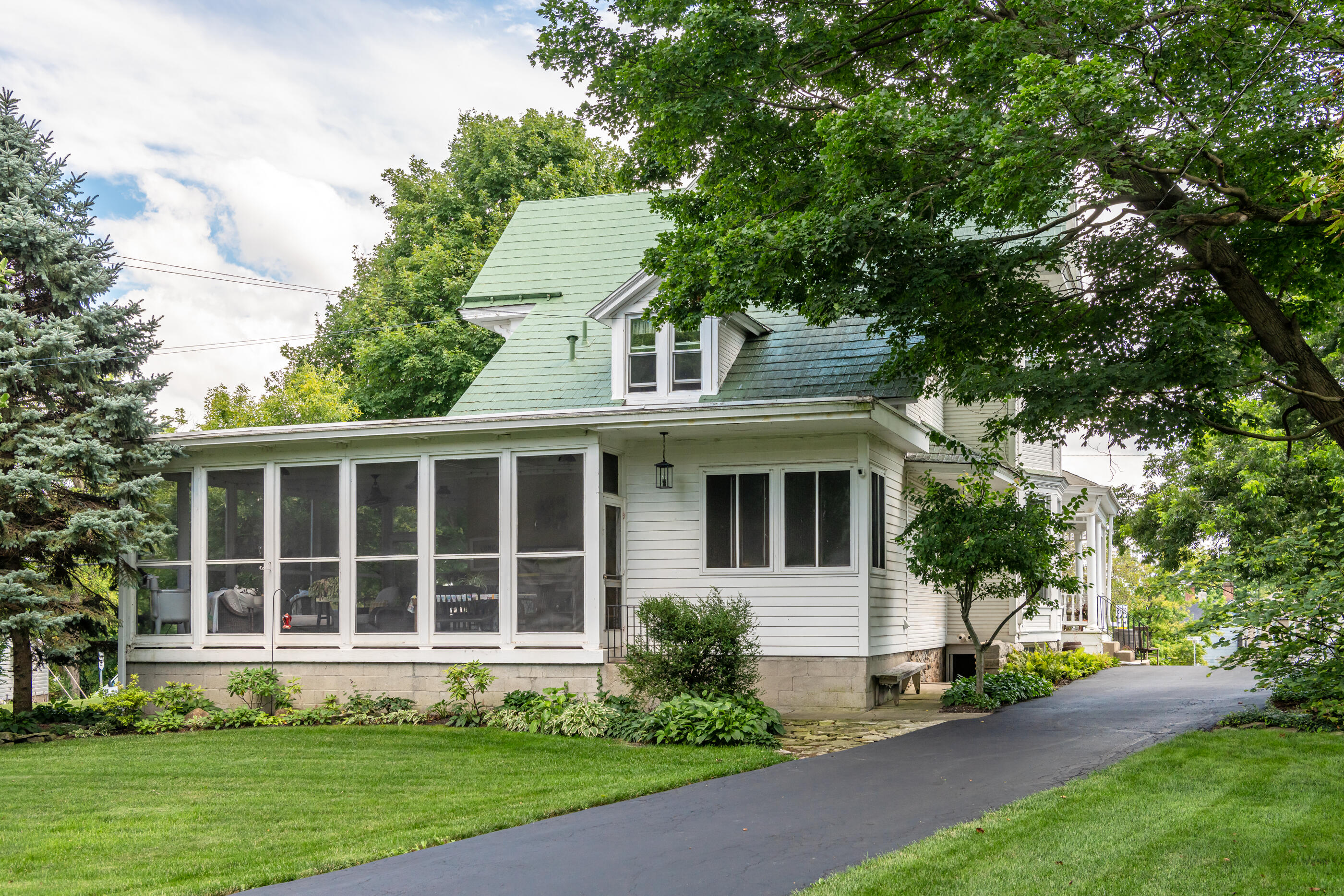 4 High, Mechanicsburg, Ohio 43044