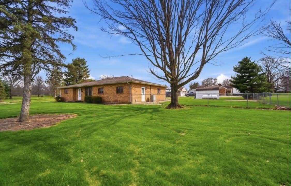 6020 Studebaker, Tipp City, Ohio 45371