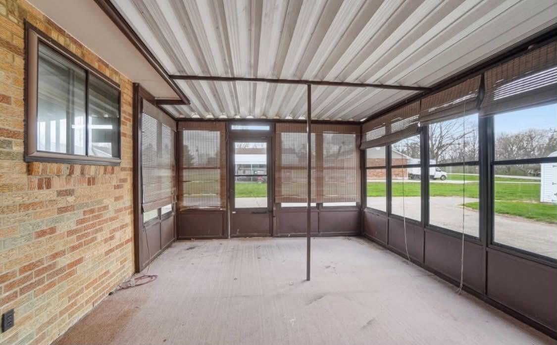 6020 Studebaker, Tipp City, Ohio 45371