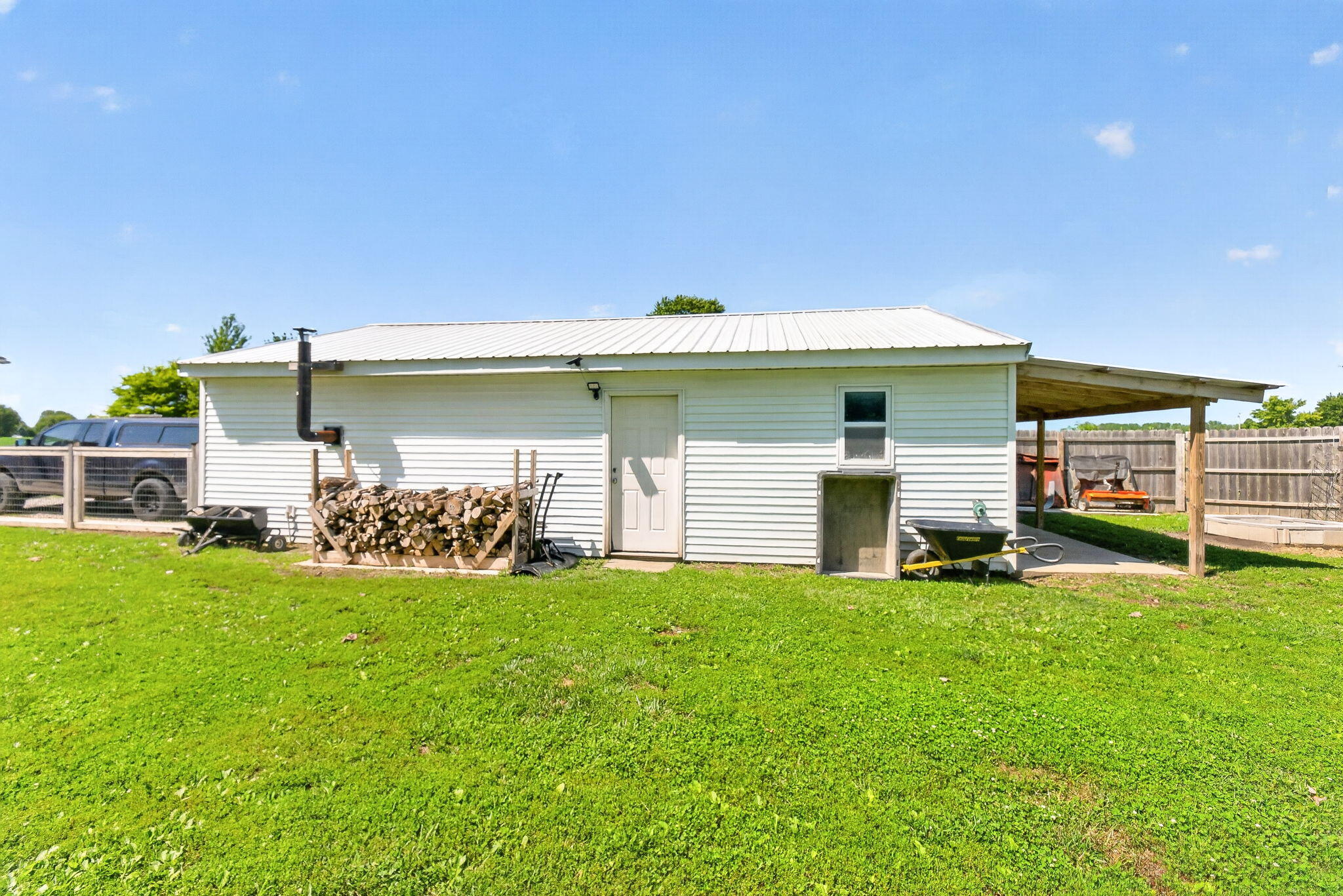 28690 Kinney, Richwood, Ohio 43344