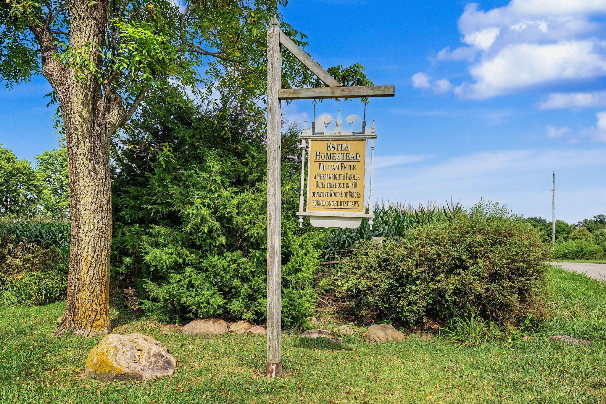 7646 River, Springfield, Ohio 45502
